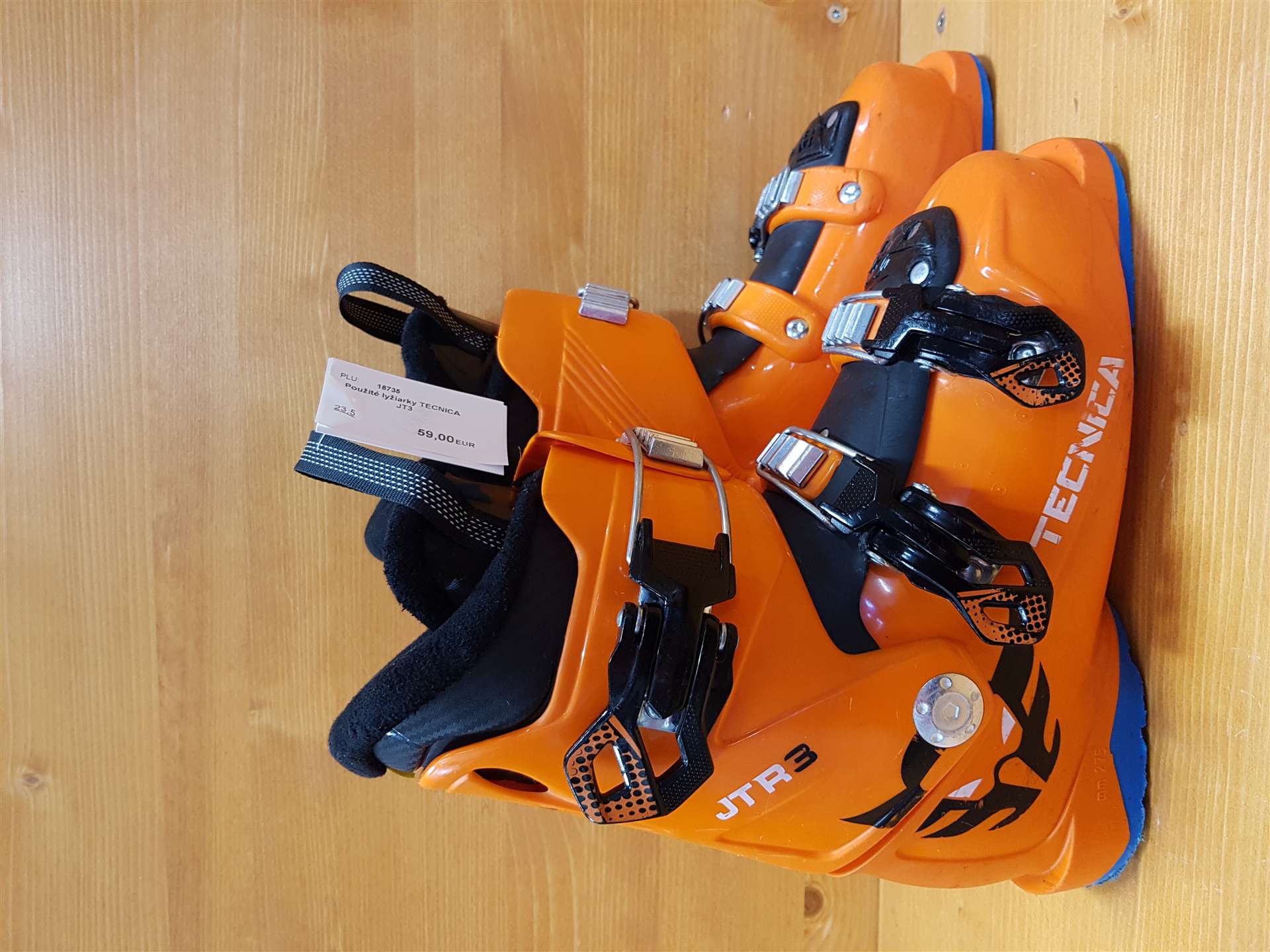 Použité lyžiarky TECNICA JT3