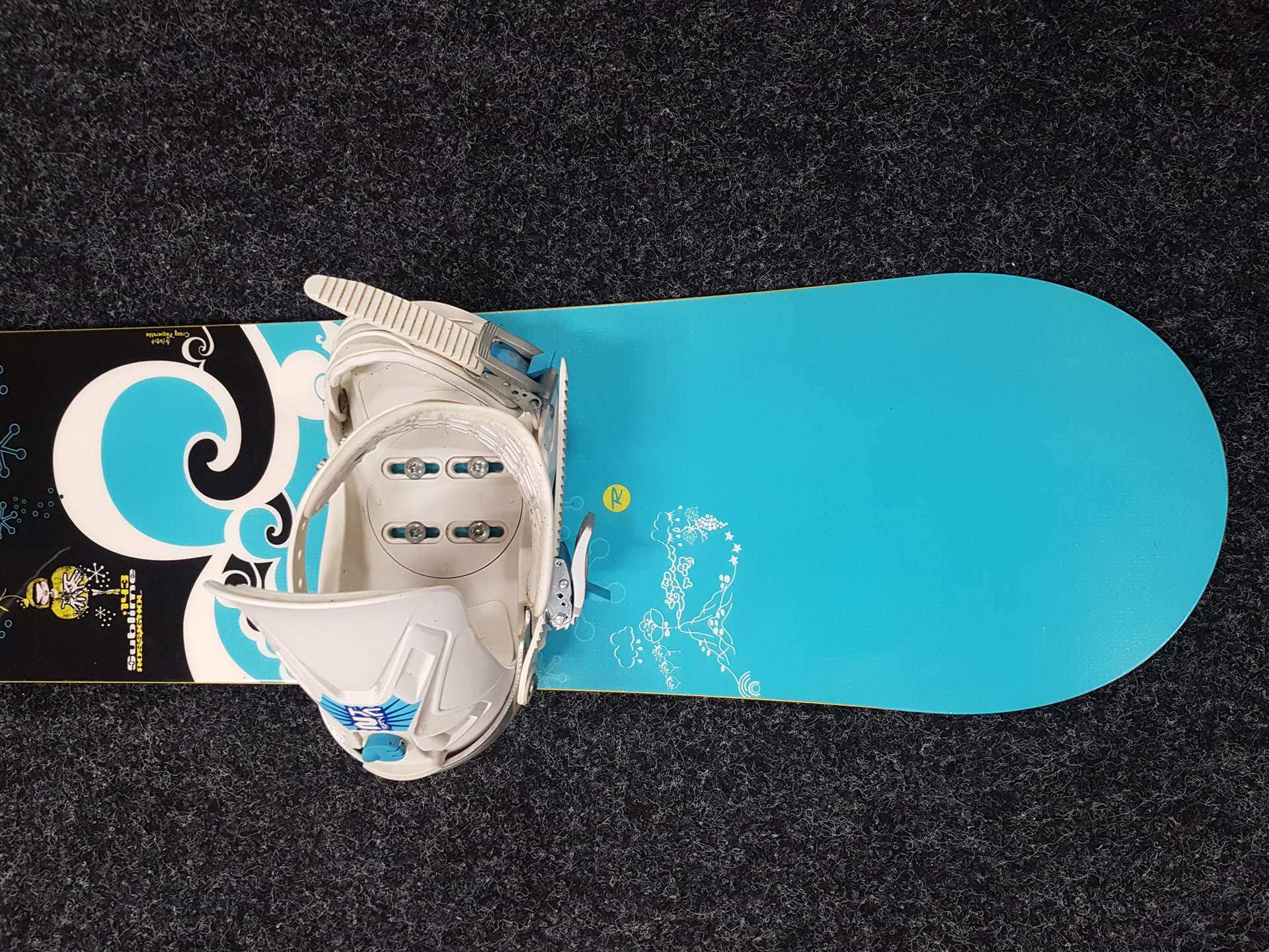 Použitý snowboard ROSSIGNOL Sublime + vázání Rossignol velikost M