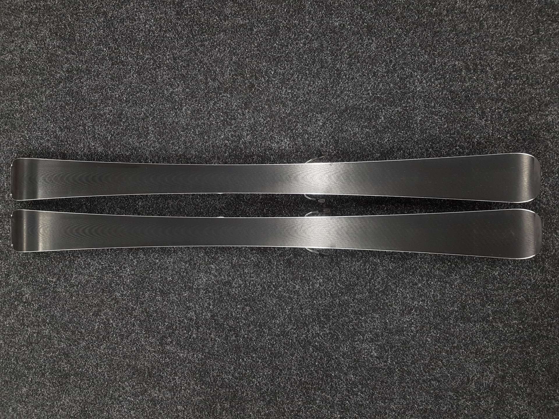Használt ROSSIGNOL Nova 8 CA síléc + Look Xpress 11 kötés