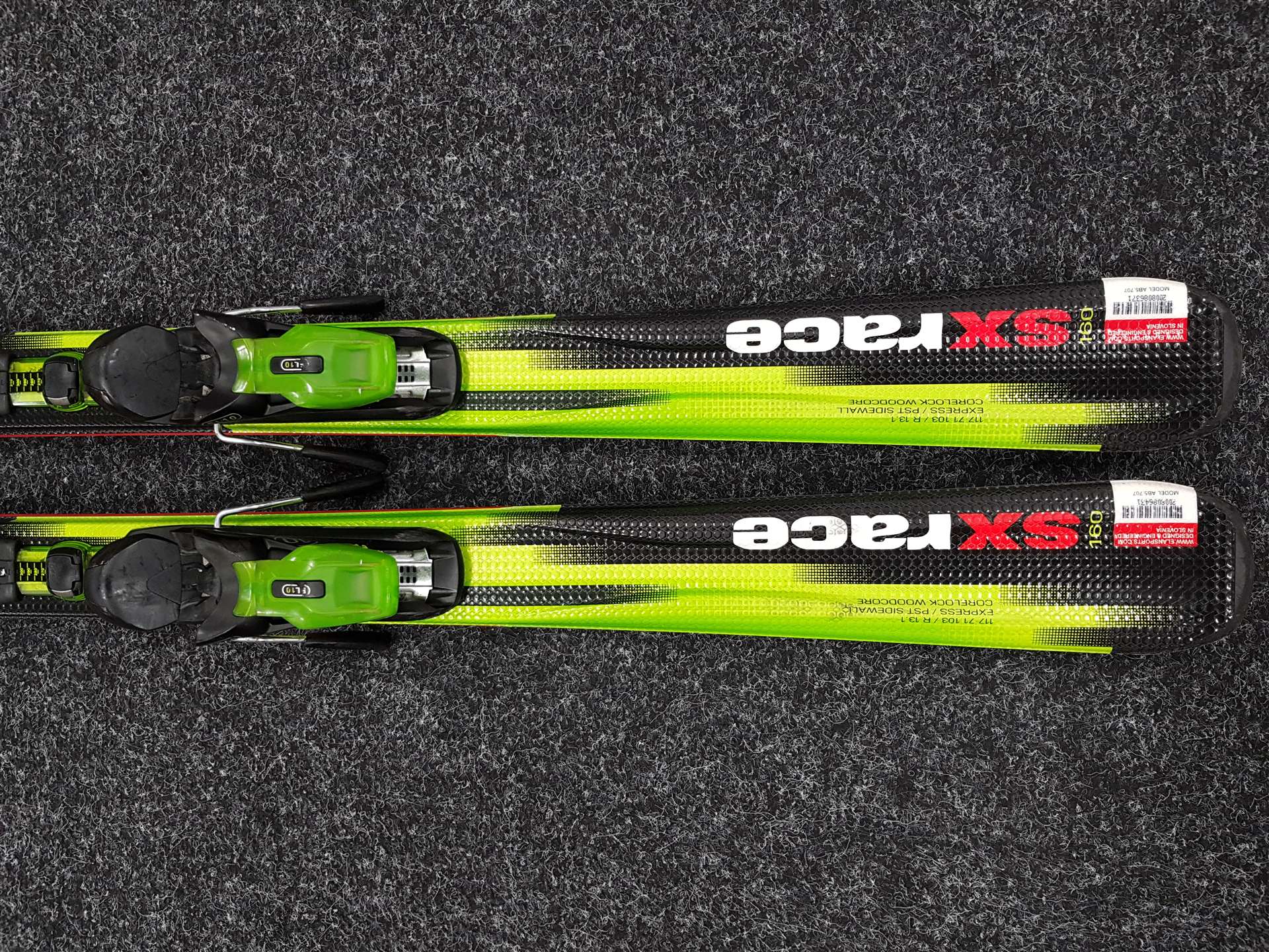 Použité lyže ELAN SX Race + viazanie Elan EL 10