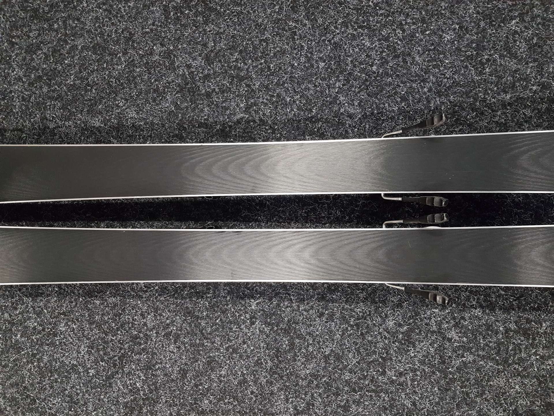 Schiuri TECNOPRO Team XT folosite + legături Marker7.0