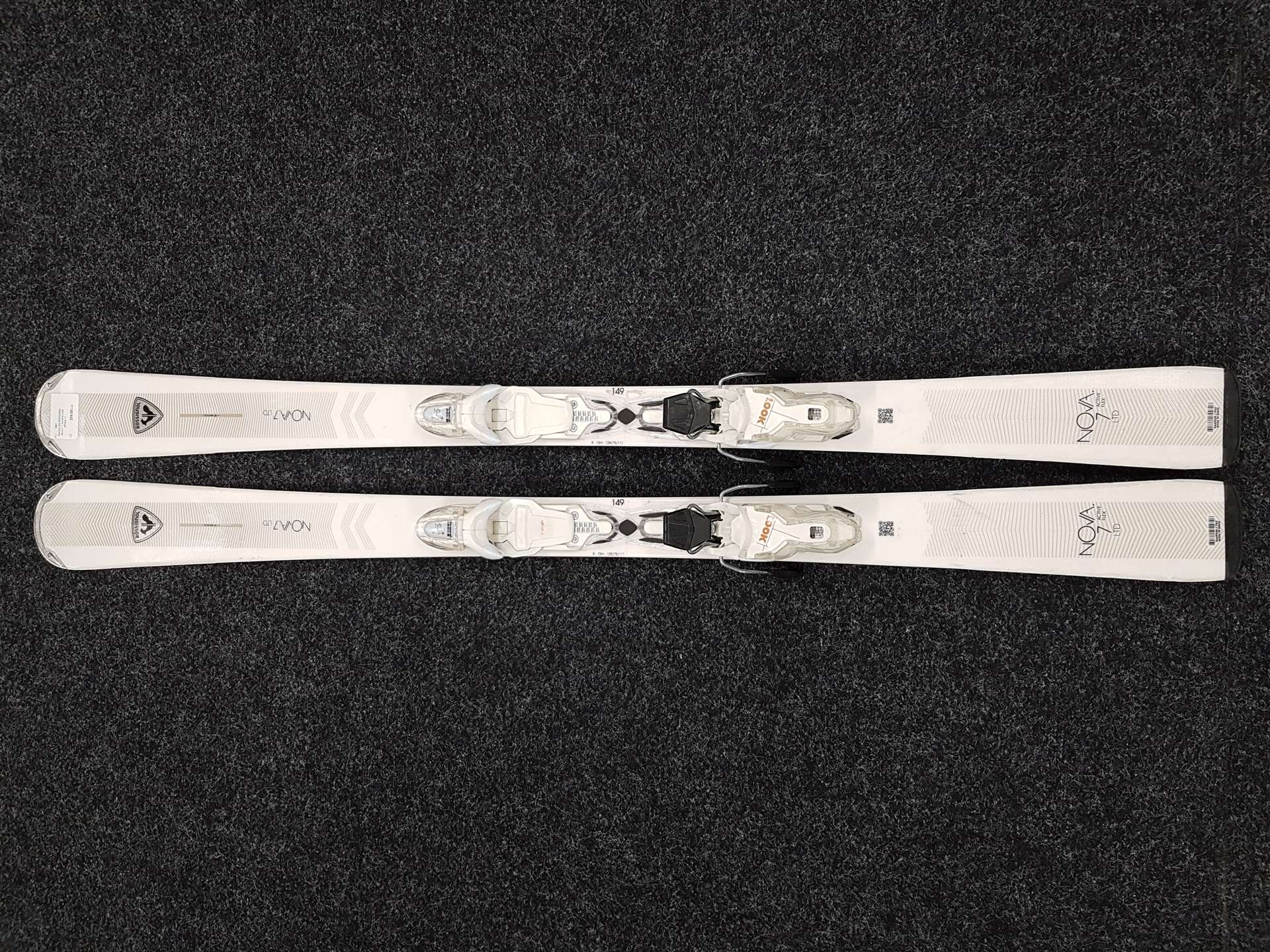 Použité lyže ROSSIGNOL Nova 7 + vázání Look XPress 11