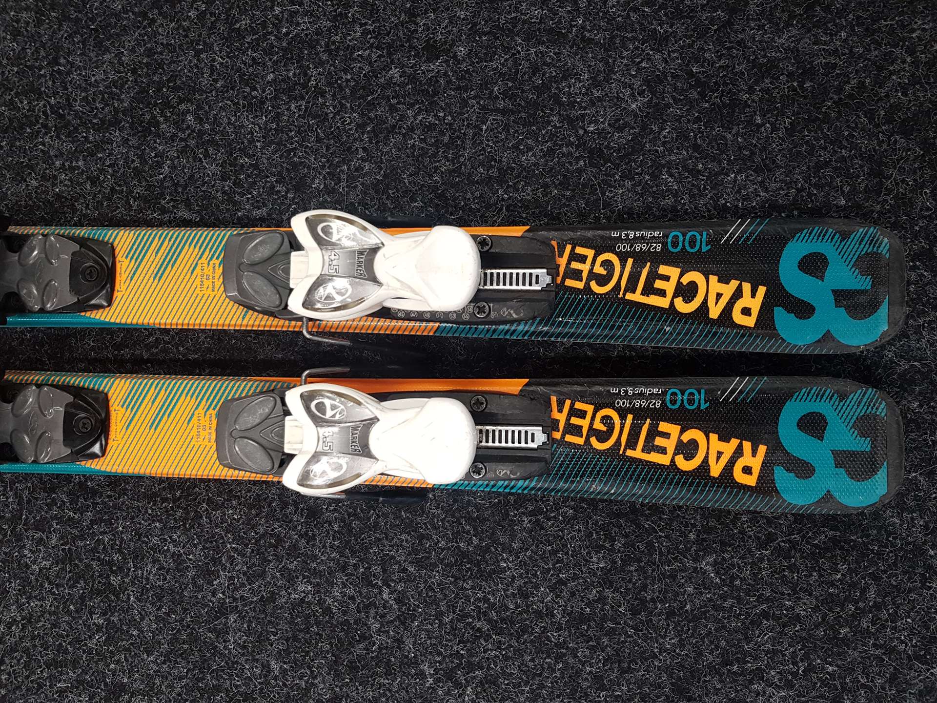 Použité detské lyže VOLKL RACETIGER + viazanie Marker 4,5