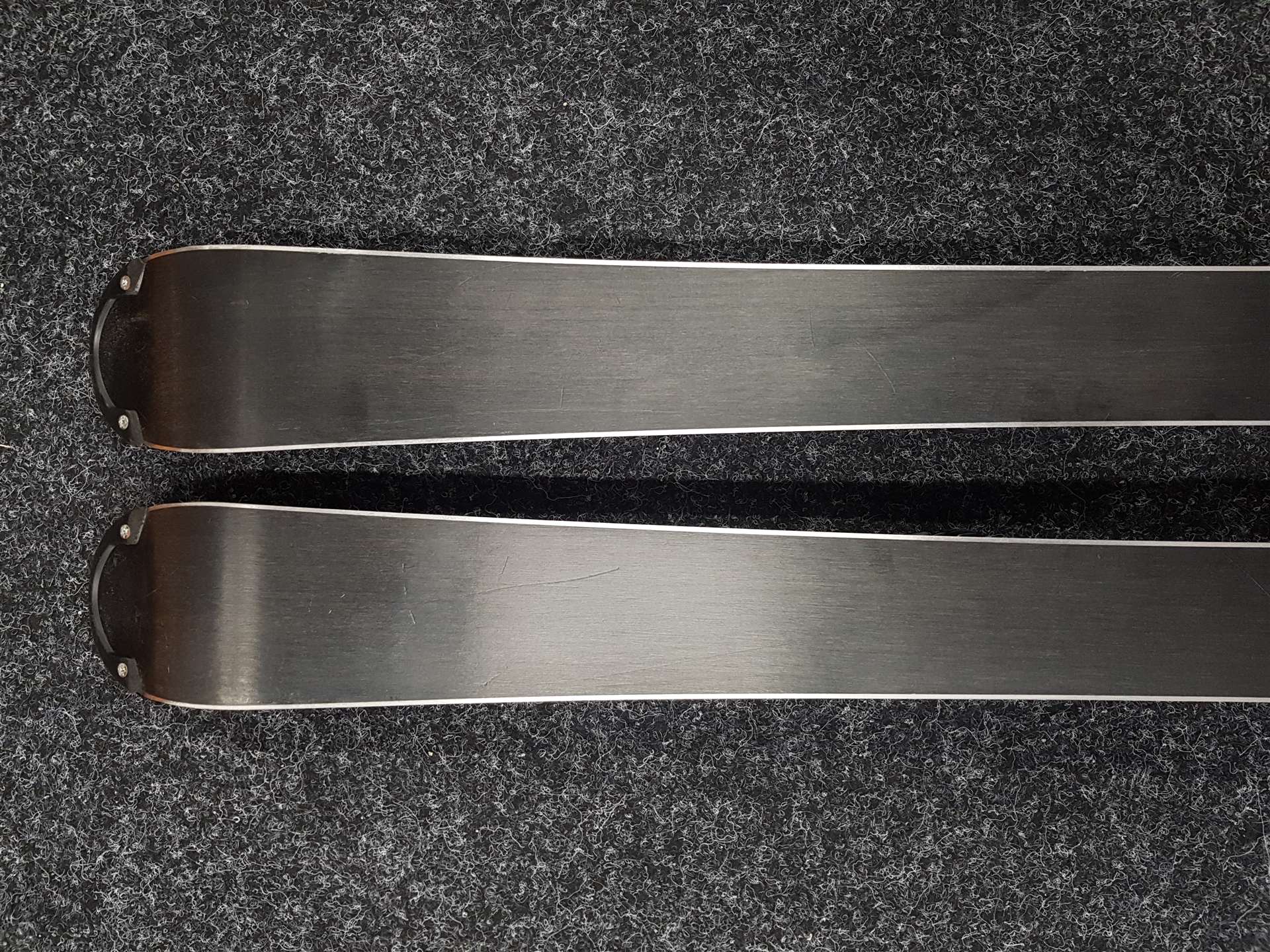 Použité detské lyže VOLKL RACETIGER + viazanie Marker 4,5