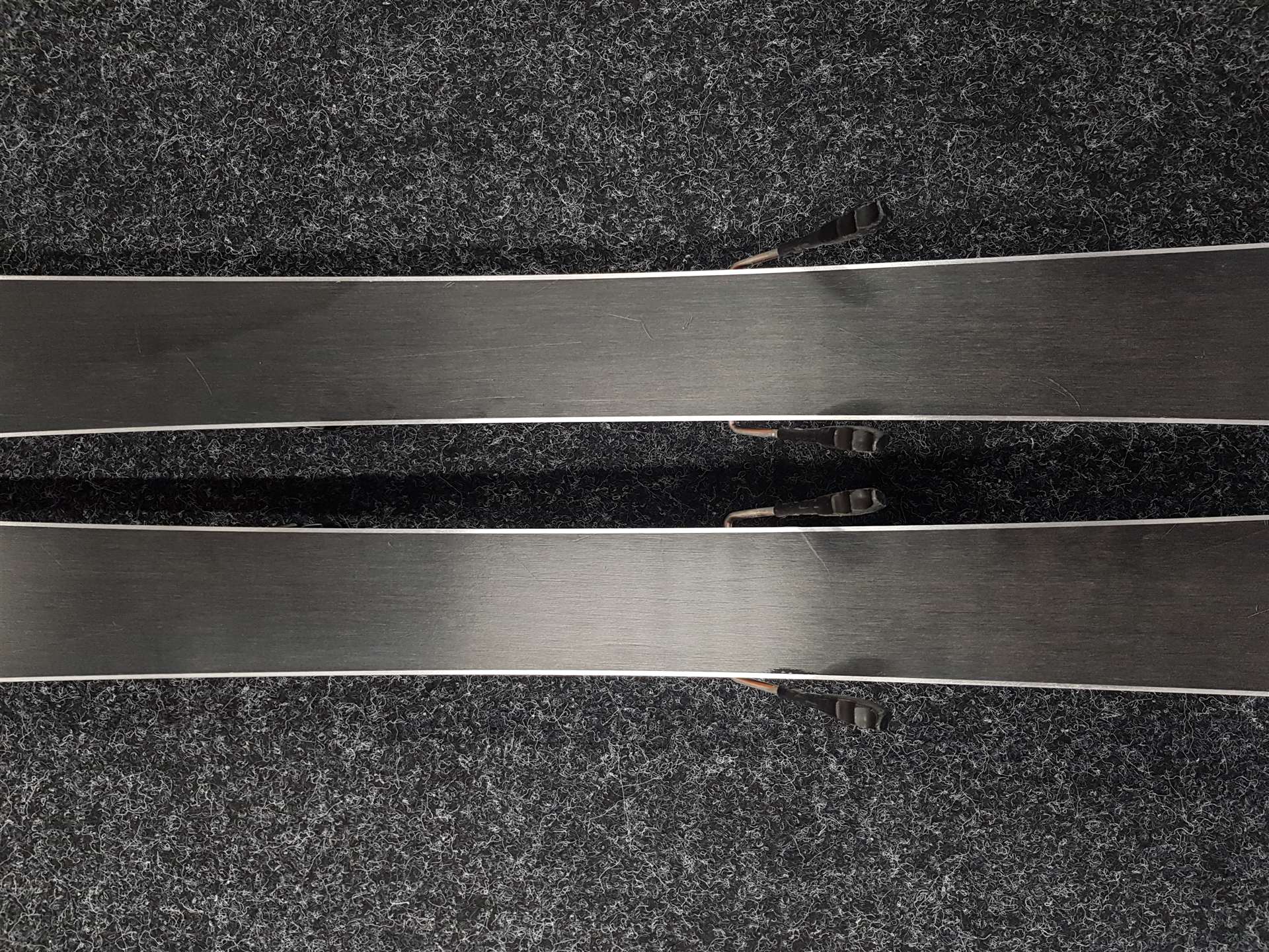 Použité detské lyže VOLKL RACETIGER + viazanie Marker 4,5