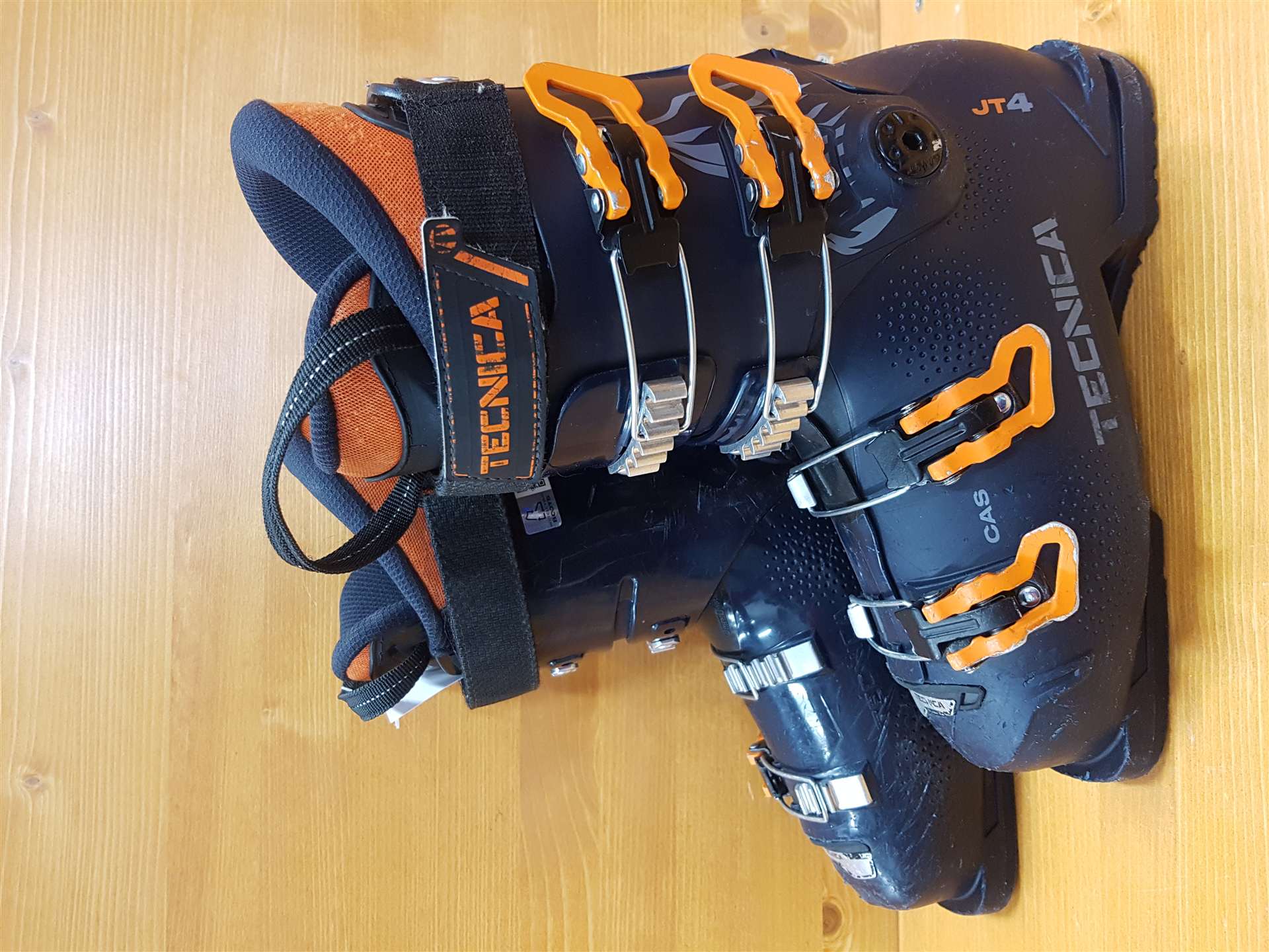 Gebrauchte TECNICA JT4 Skischuhe