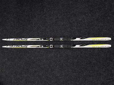 Skis de fond SPORTEN Bohemia Plus d'occasion + fixations Salomon NNN