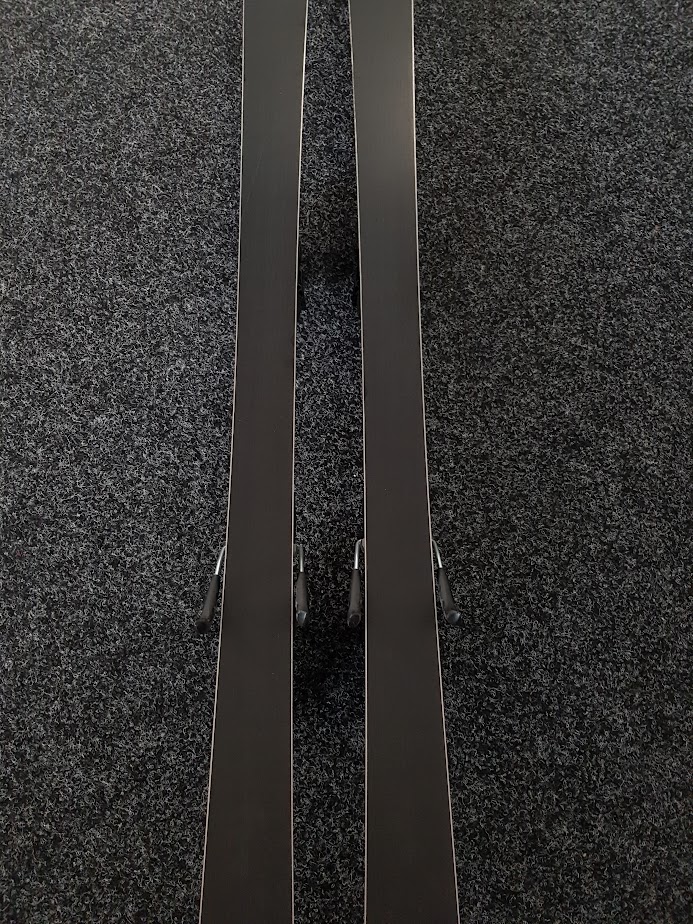 Skis Atomic Beta Carv C:9 à prix réduit