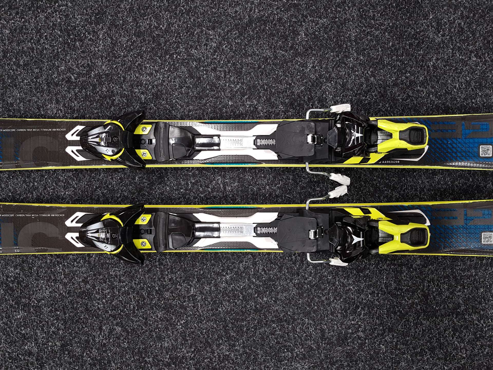 Skis ATOMIC Vantage X 80 CTI d'occasion + fixations Atomic XT 12