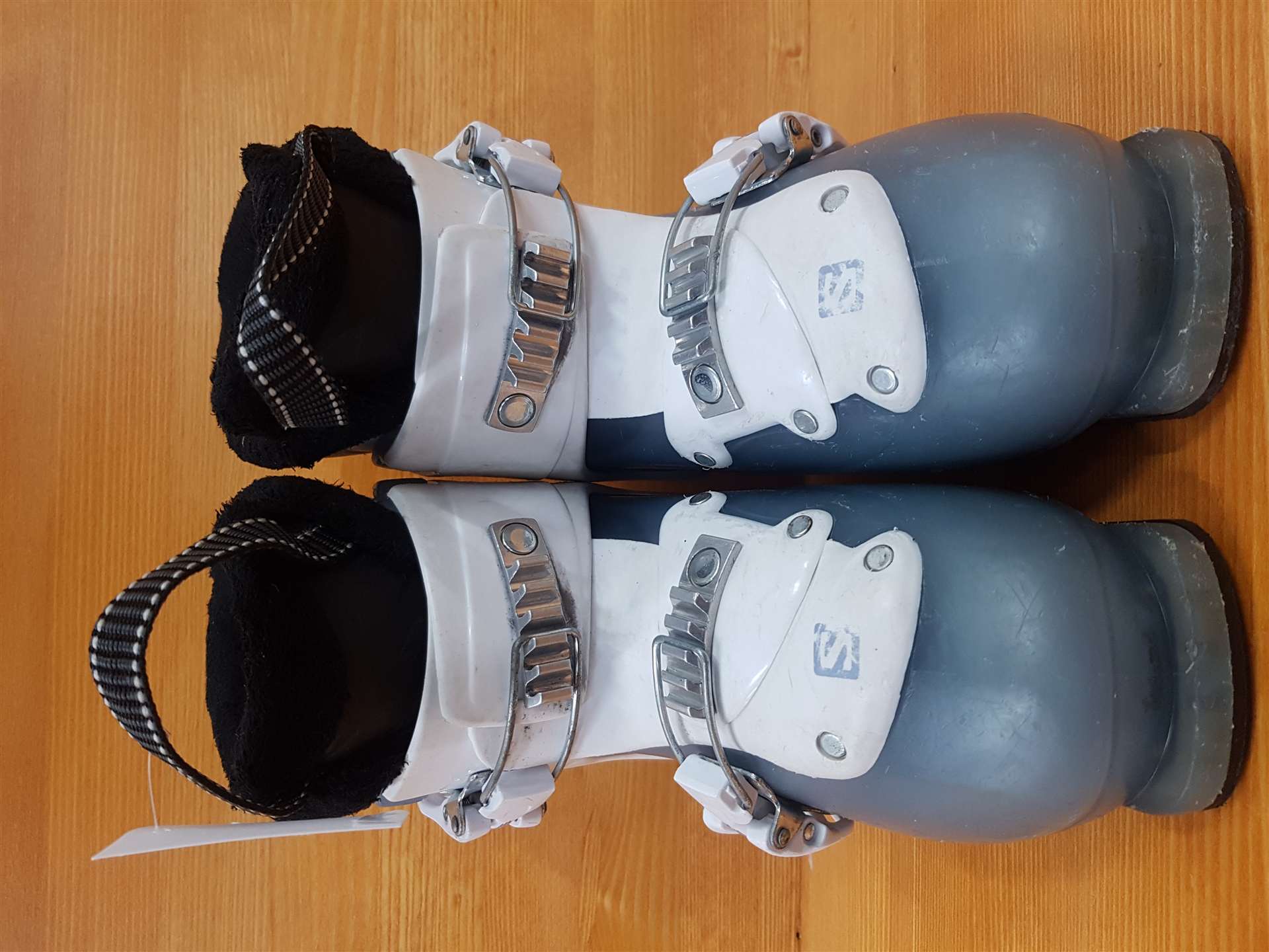 Použité lyžiarky SALOMON T2