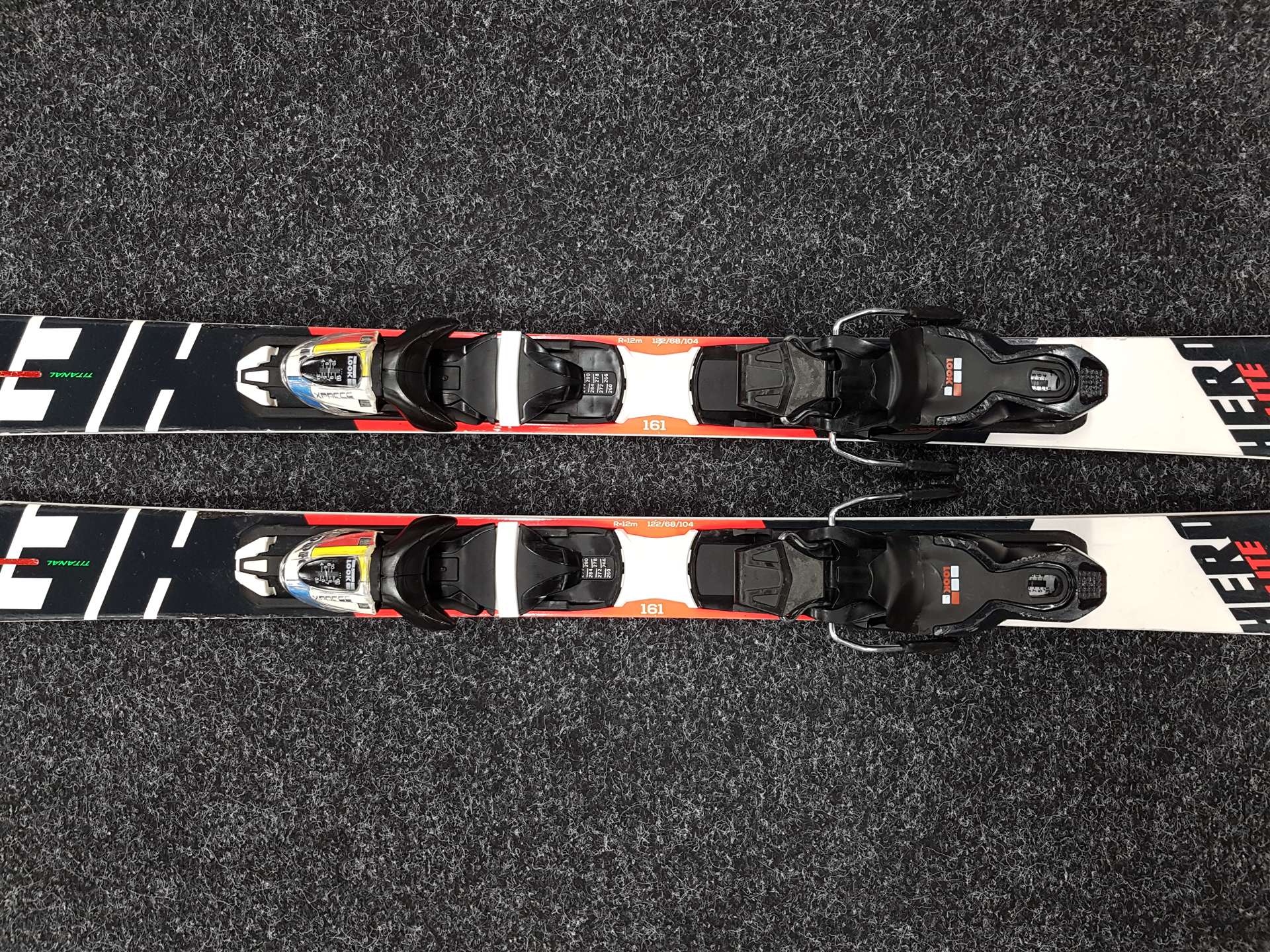 Esquís ROSSIGNOL Hero Elite SL Ti usados + fijaciones Look Xpress 11