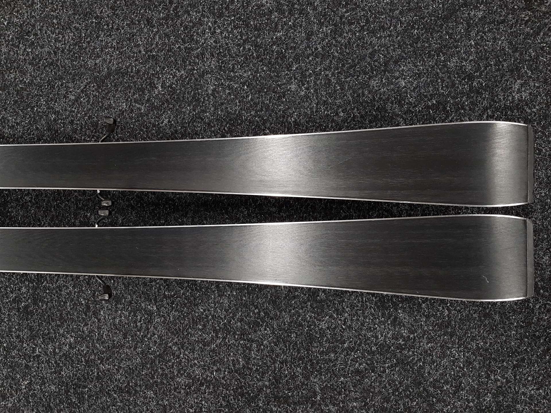 Esquís ROSSIGNOL Hero Elite SL Ti usados + fijaciones Look Xpress 11