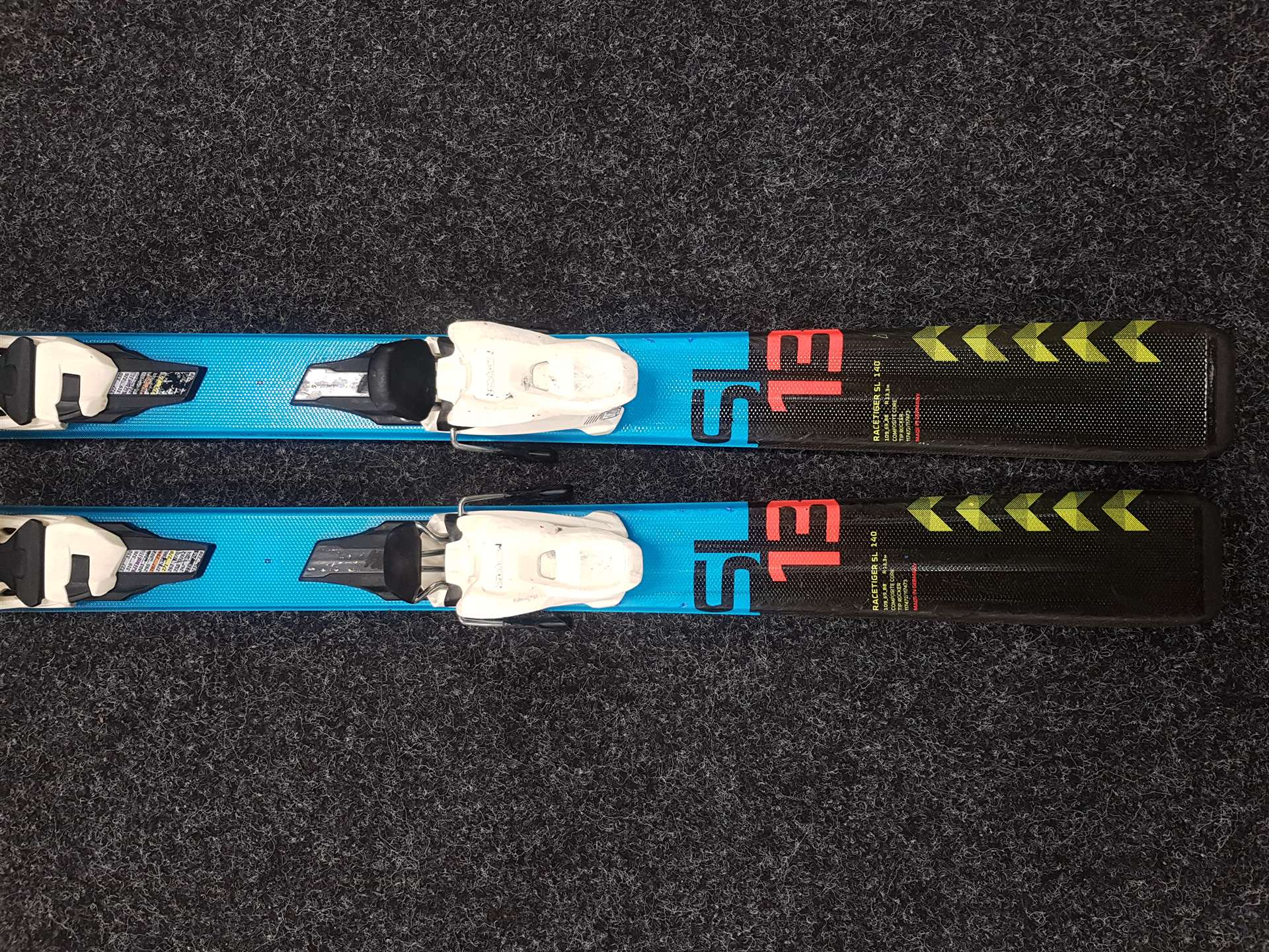 Gebrauchte VÖLKL Racetiger Ski + Marker 10 Bindungen
