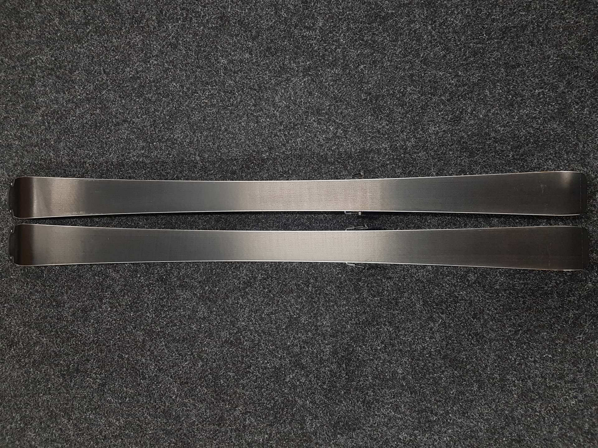 Gebrauchte VÖLKL Racetiger Ski + Marker 10 Bindungen