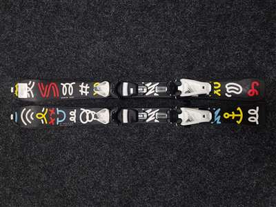 Esquís infantiles usados SPORTEN XOXO + fijaciones Tyrolia 4.5