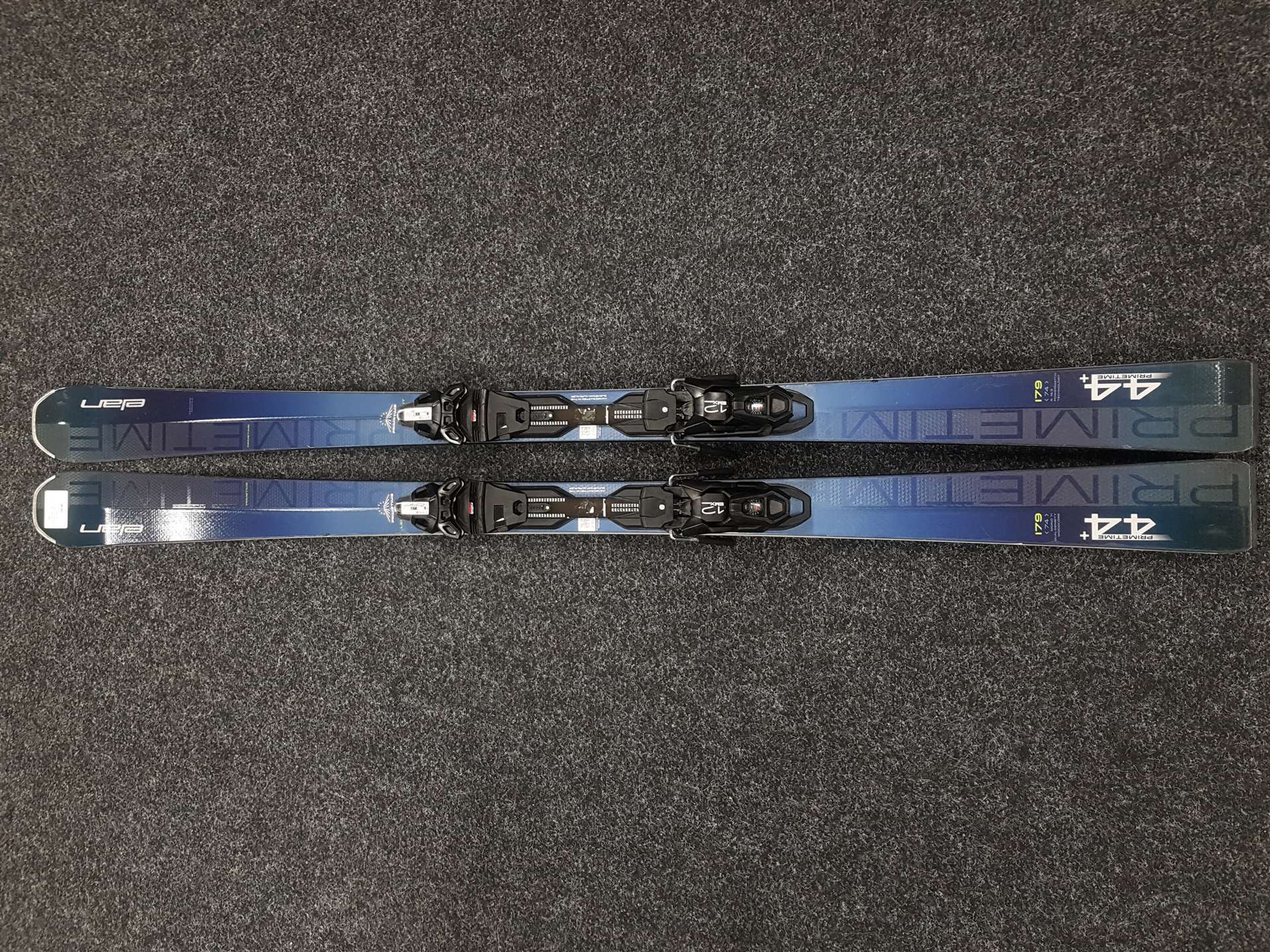 Esquís usados ELAN Primetime 44+ + fijaciones Elan EMX 12