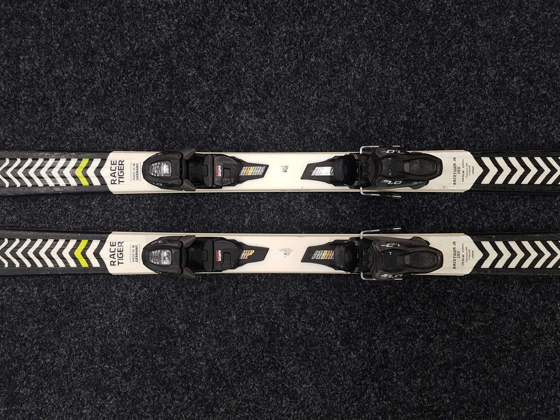 Použité lyže VOLKL Racetiger + vázání Marker 7.0
