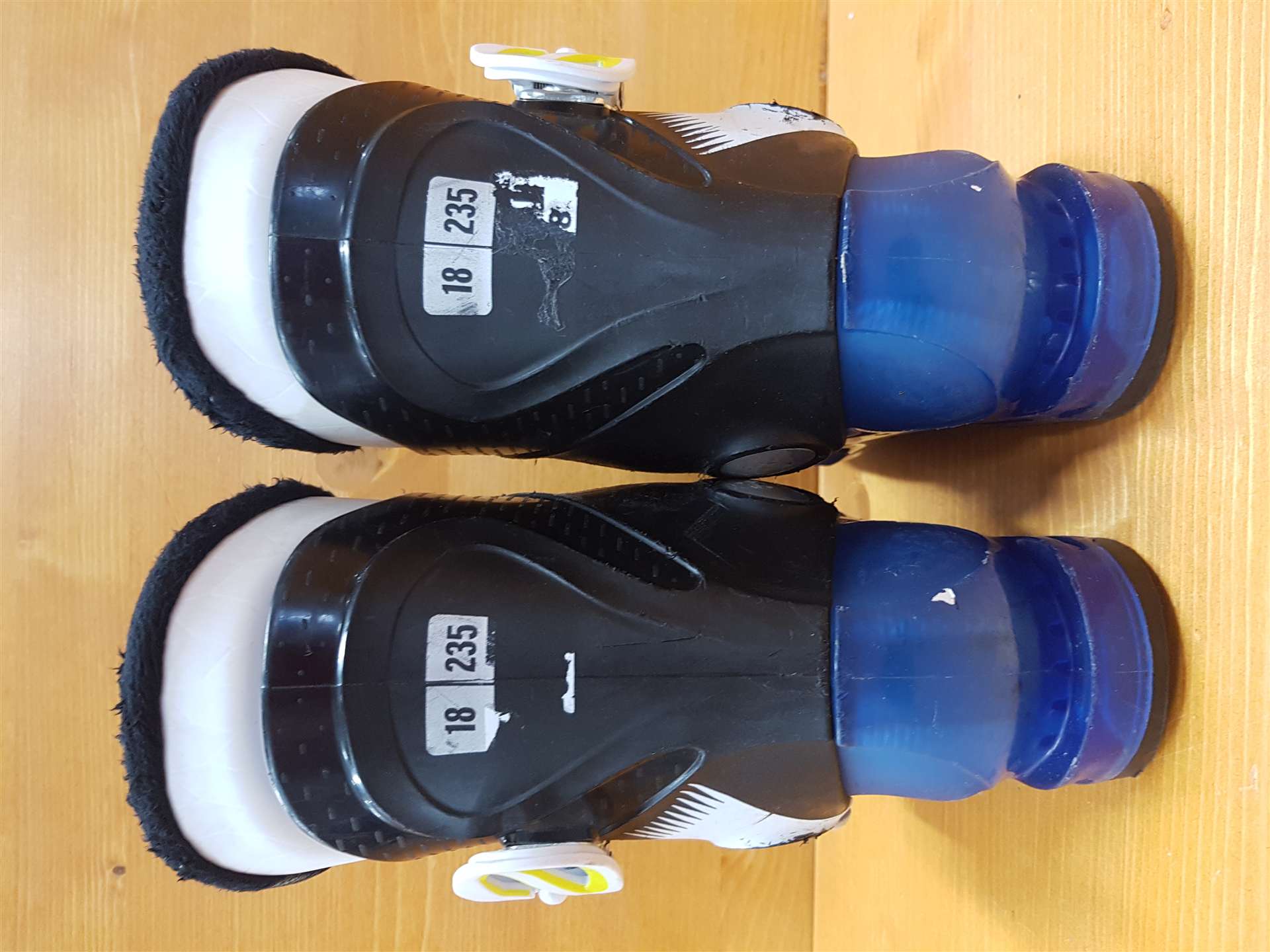 Použité lyžiarky SALOMON T2