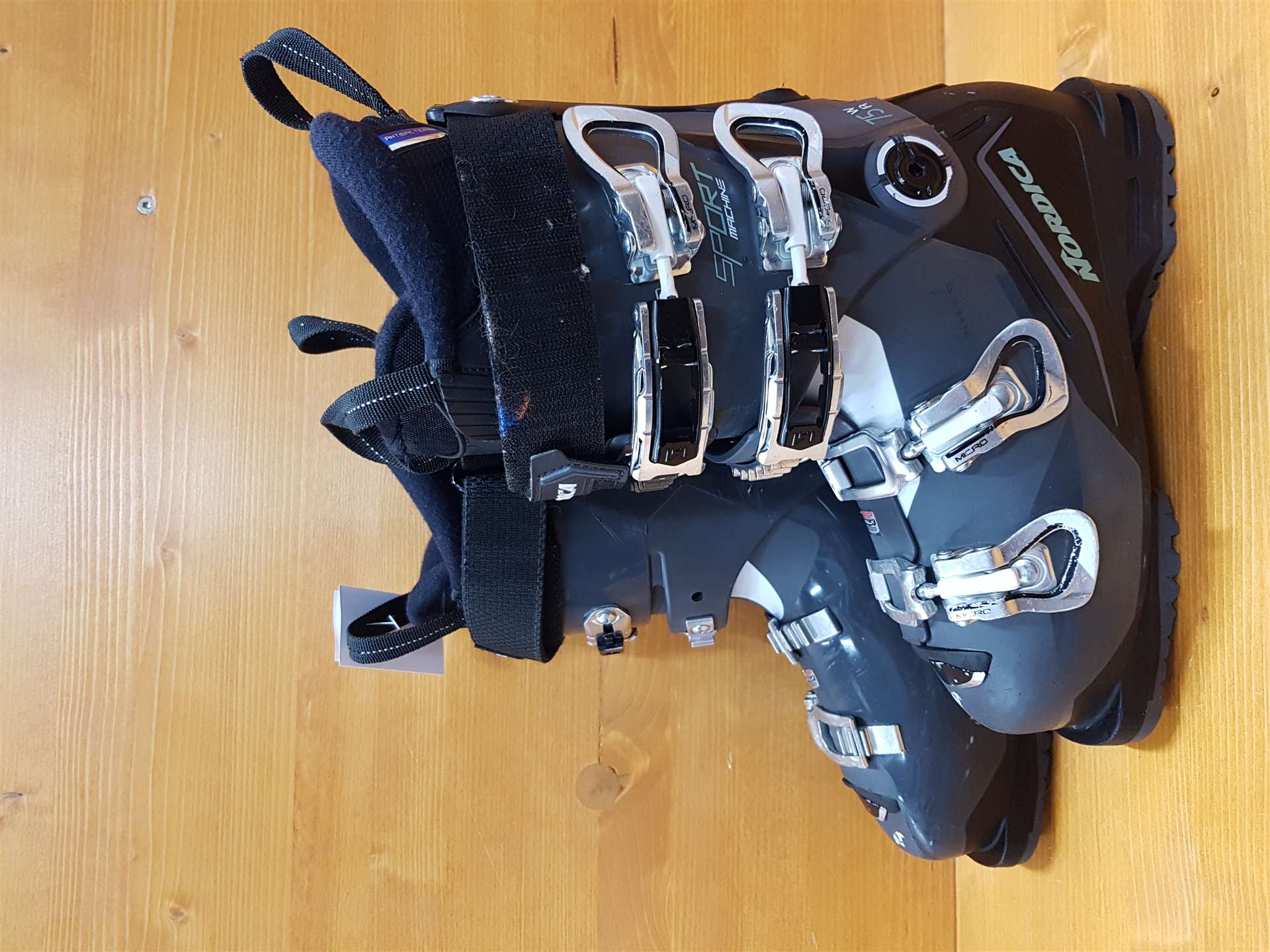 Gebrauchte Skischuhe NORDICA Sport Machine W 75 R