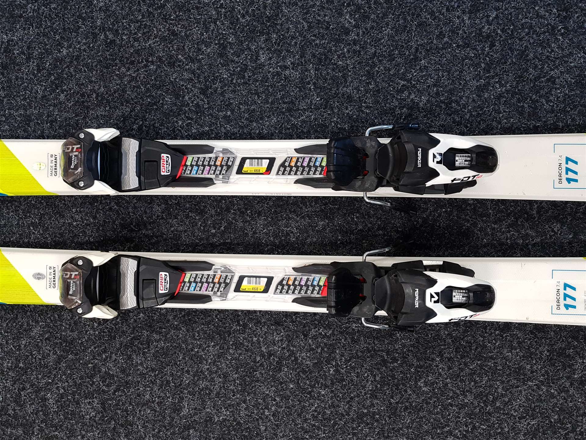 Esquís VOLKL Deacon 7.4 usados + fijaciones Marker FDT 10