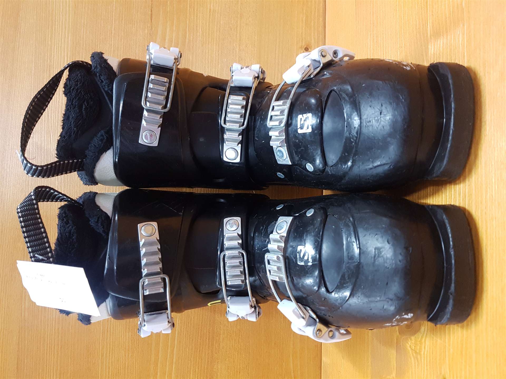 Gebrauchte SALOMON T3 Skischuhe