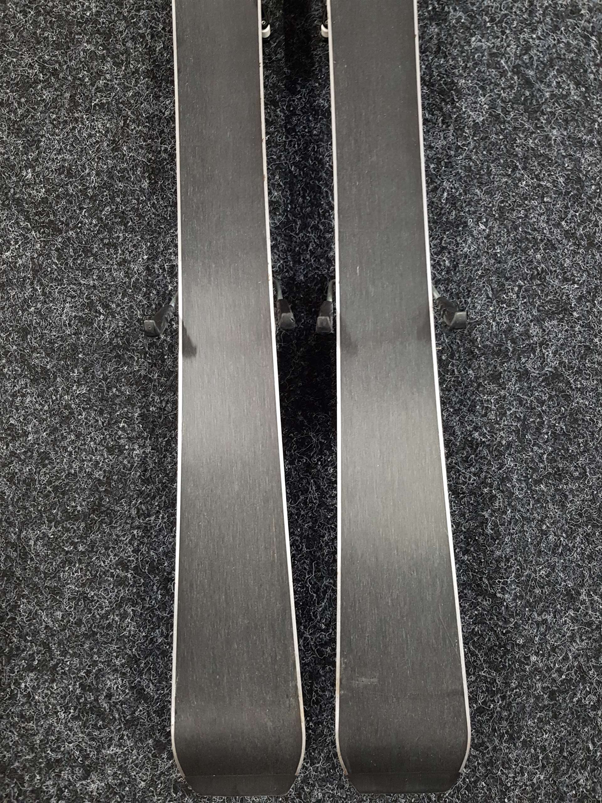 Skis enfant d'occasion SPORTEN Venus + fixations Tyrolia SLR 4.5