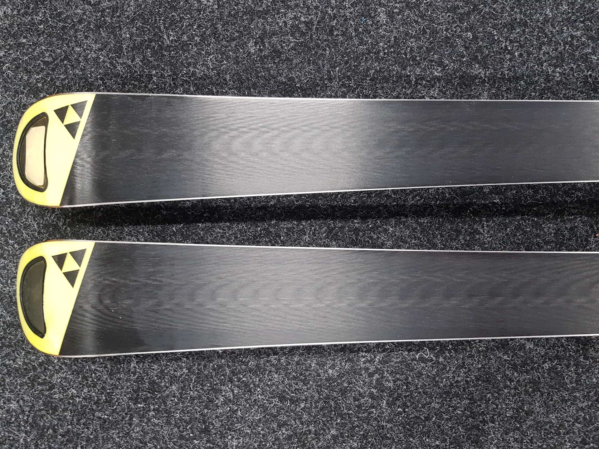 Použité lyže FISCHER World Cup RC4 + viazanie Fischer RC4 12