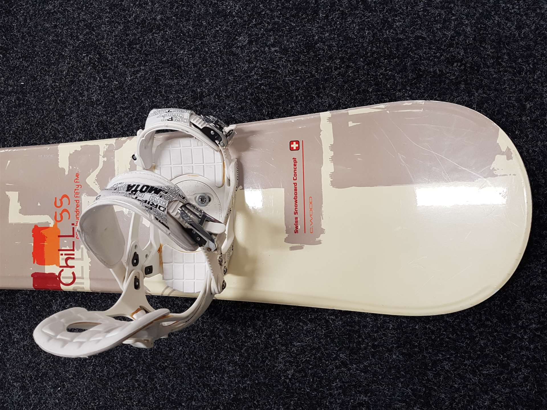 Gebrauchtes Nidecker Chill+ Snowboard, Mota Bindungen, Größe M