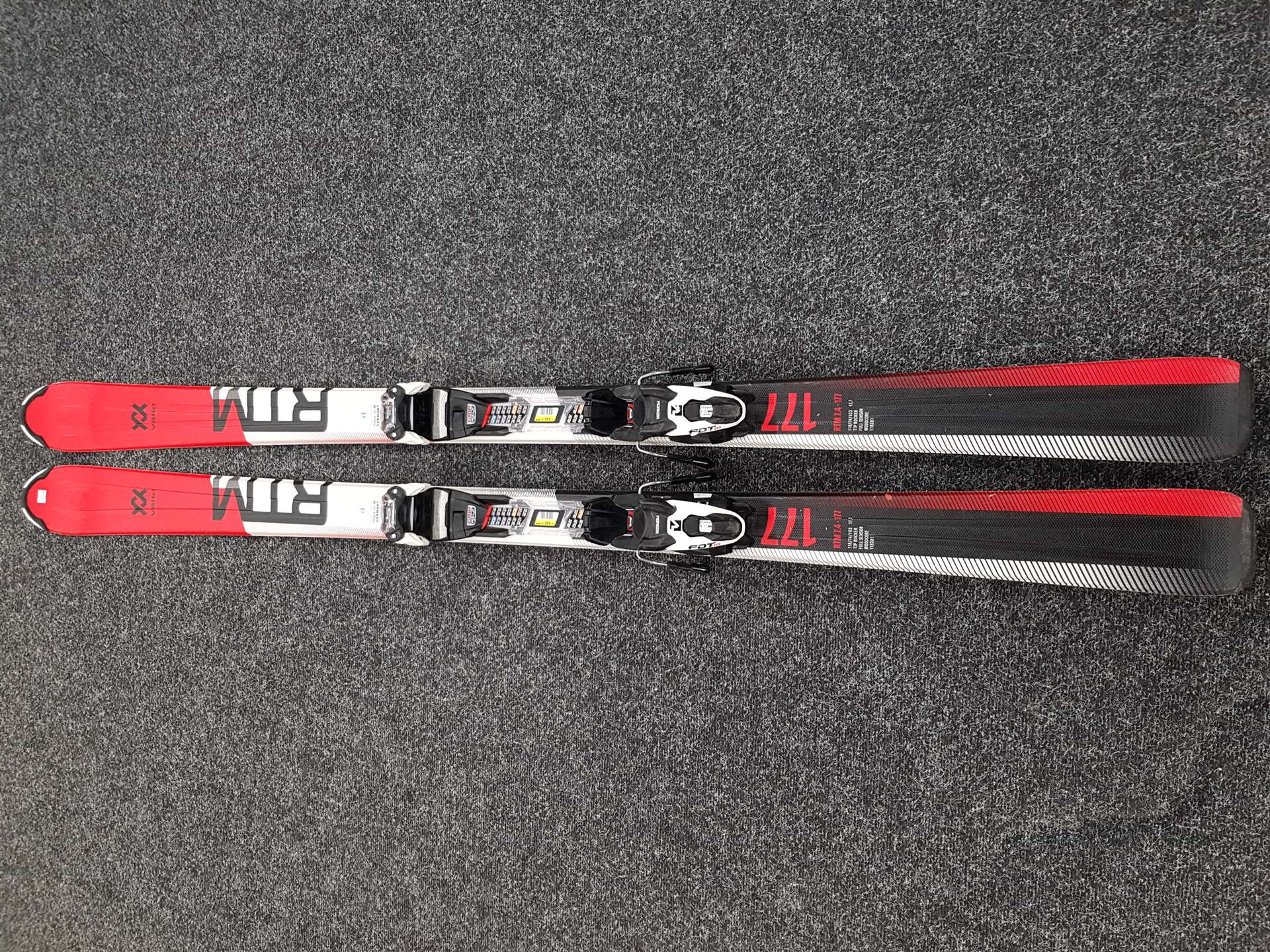 Gebrauchte Skier VOLKL RTM 7.4
