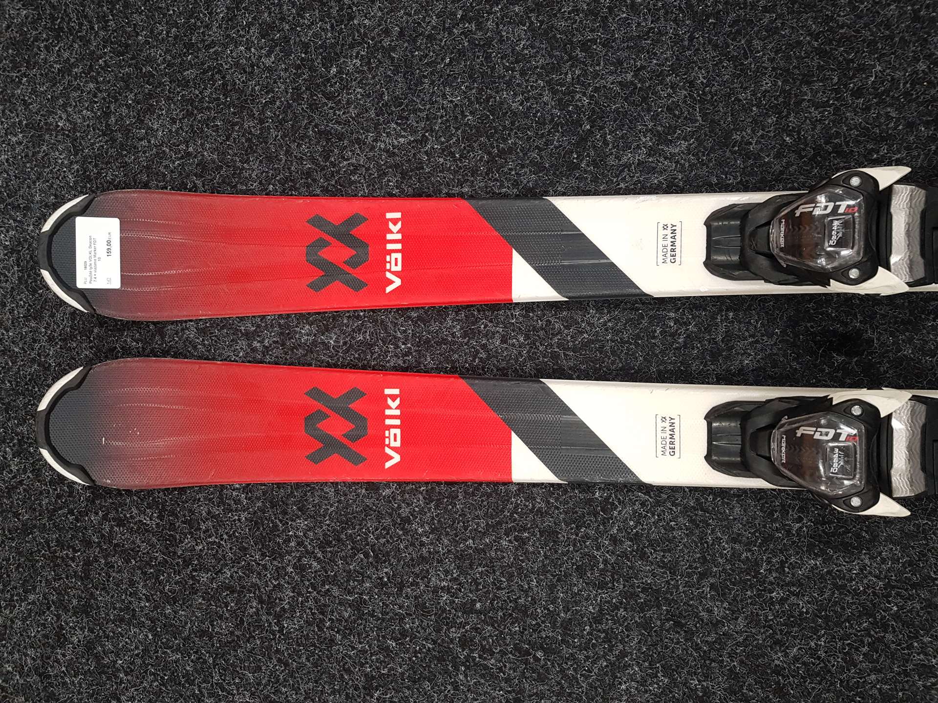 Sci usati VOLKL Deacon 7.4 + attacchi Marker FDT 10