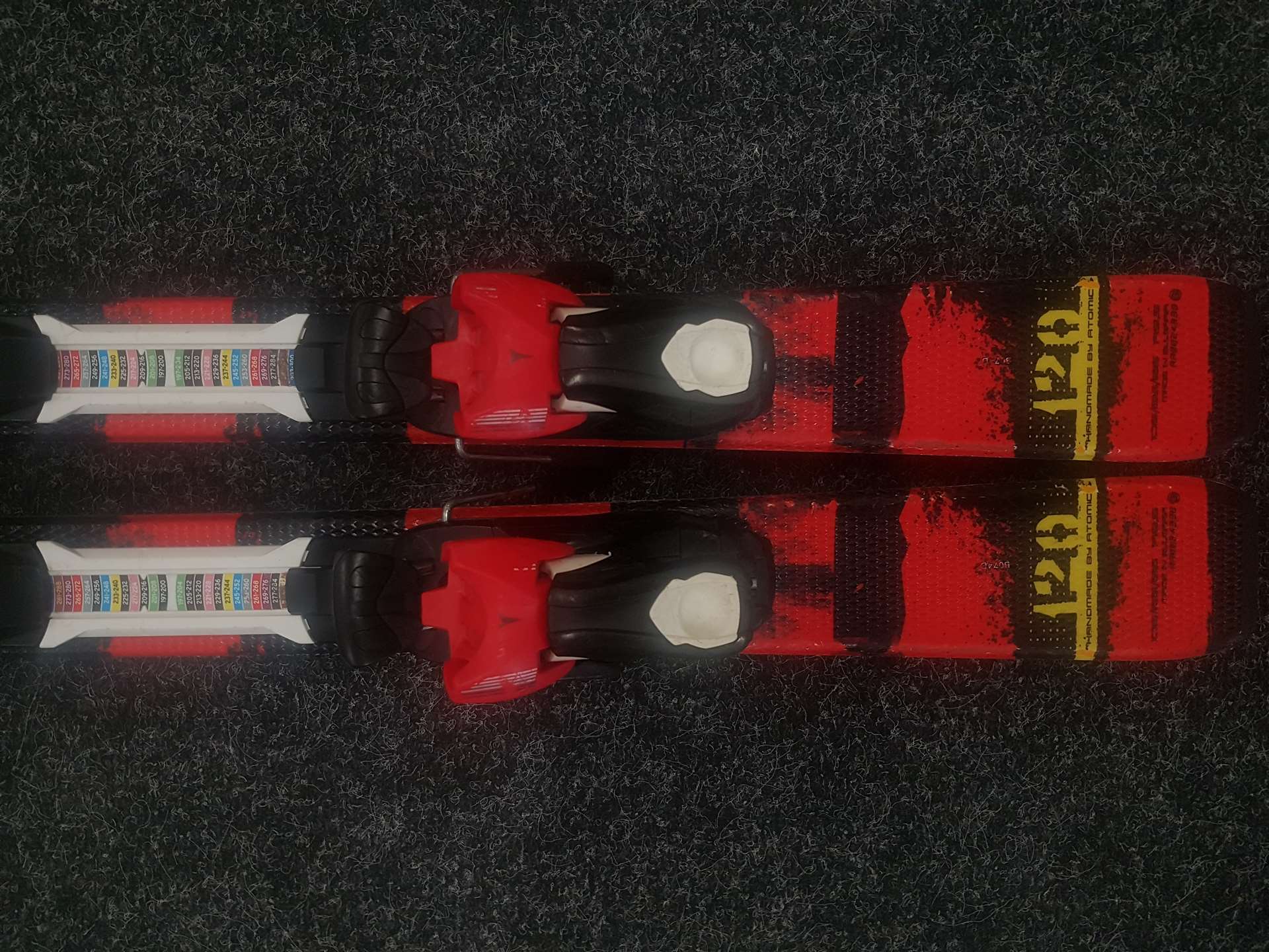 Bazárové lyže Atomic Redster Piste Rocker