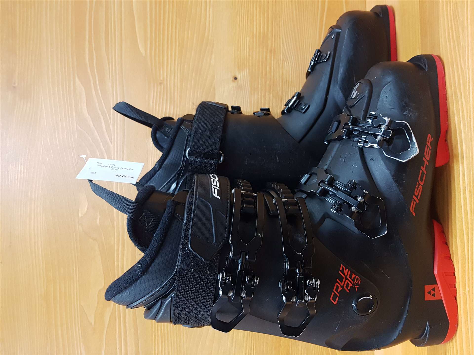 Použité lyžiarky FISCHER Cruz