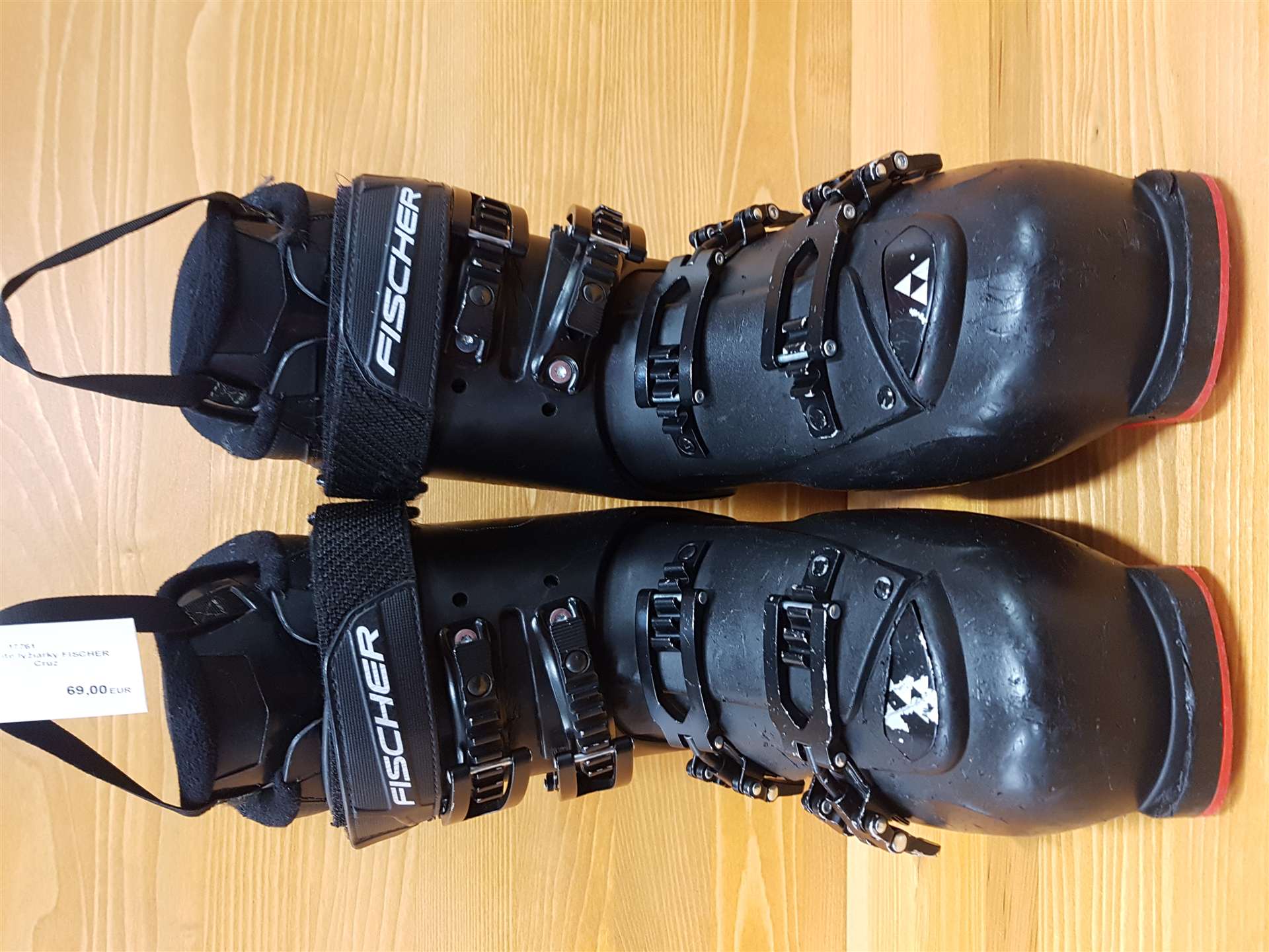 Použité lyžiarky FISCHER Cruz