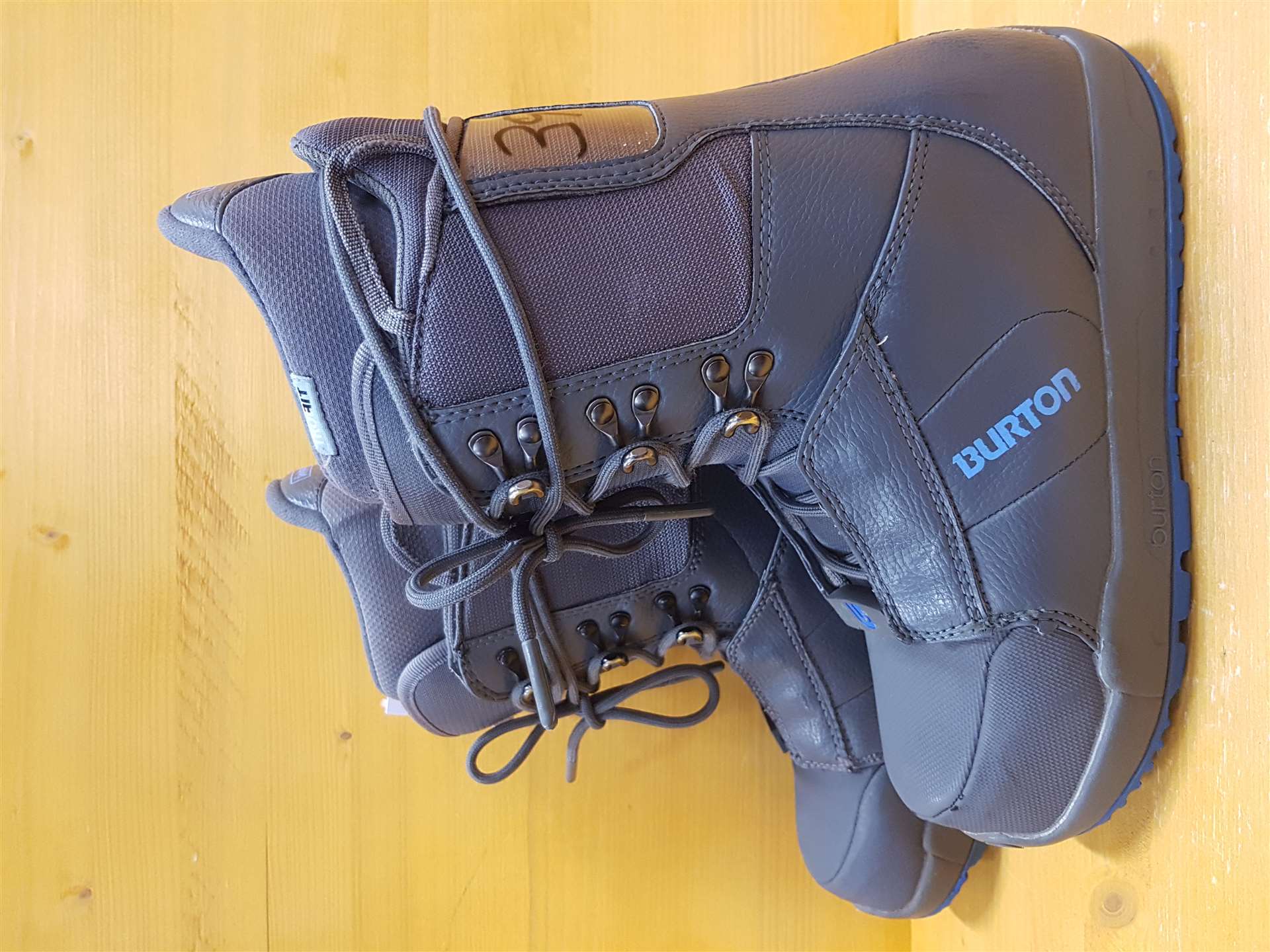 Gebrauchte Burton Progression Snowboardboots (Grau)