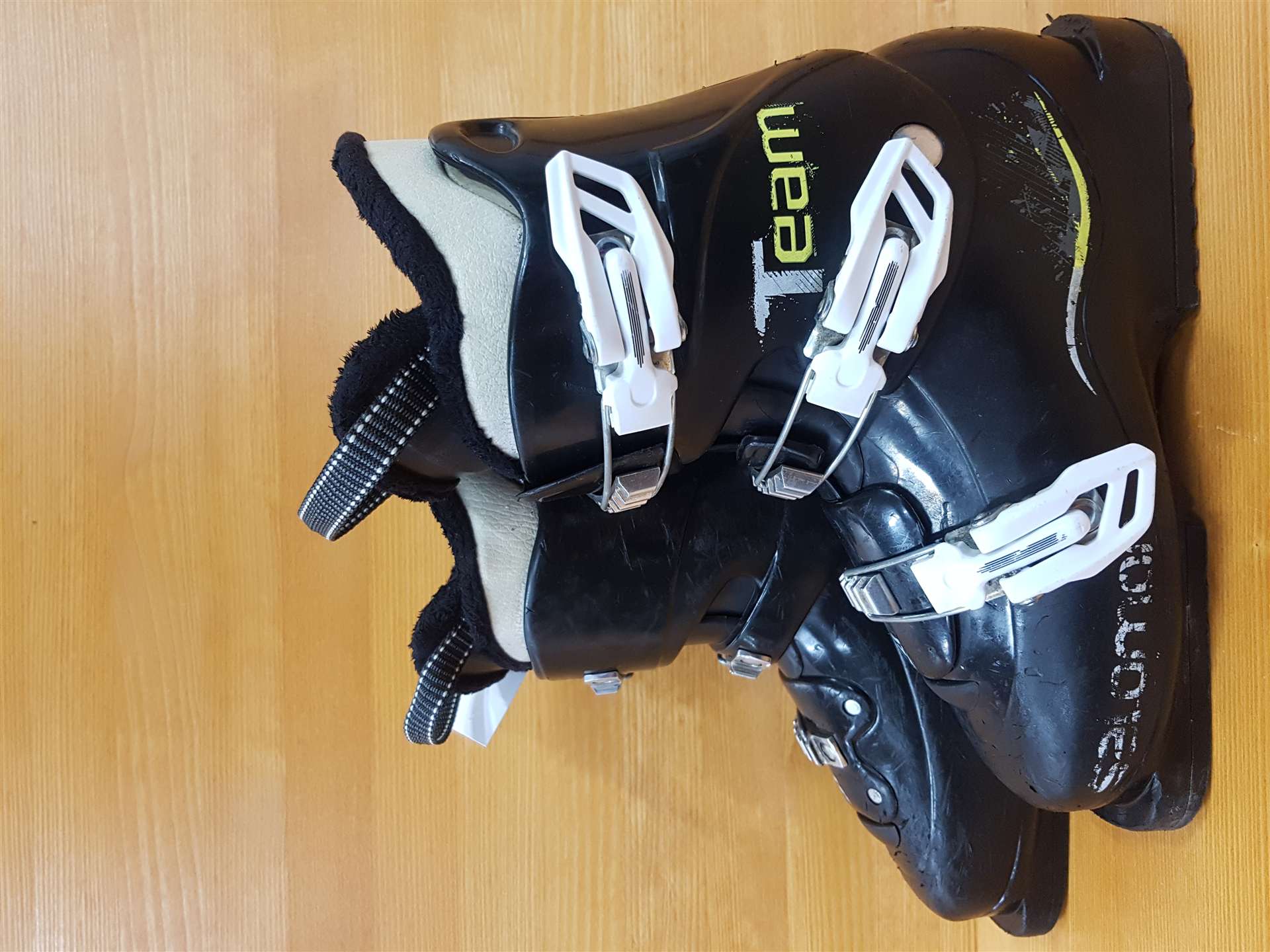 Použité lyžiarky SALOMON Team