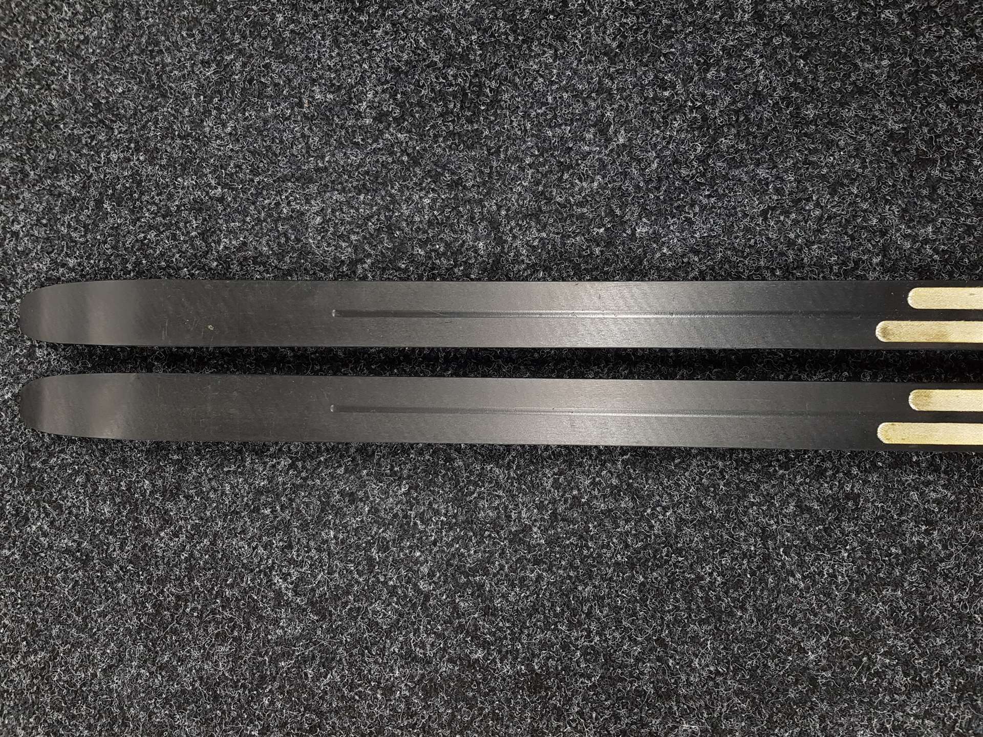 Schiuri de fond Fischer NC Twinskin Cruiser second-hand + legături Fischer NNN
