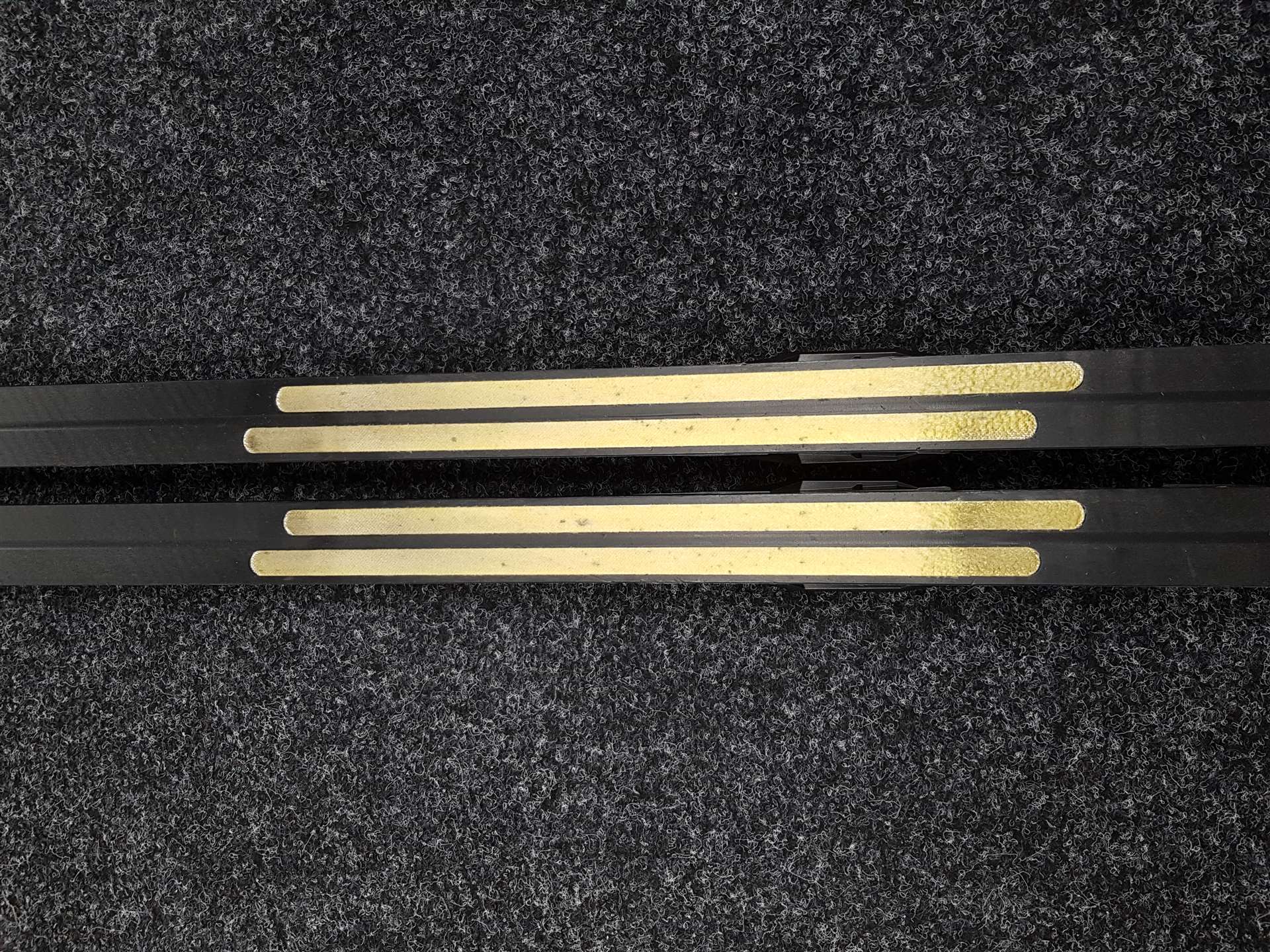 Schiuri de fond Fischer NC Twinskin Cruiser second-hand + legături Fischer NNN