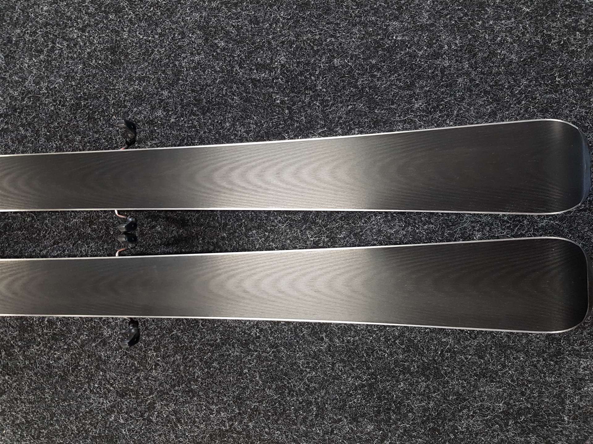 Skis BLIZZARD RCX d'occasion + fixations Marker10 TP