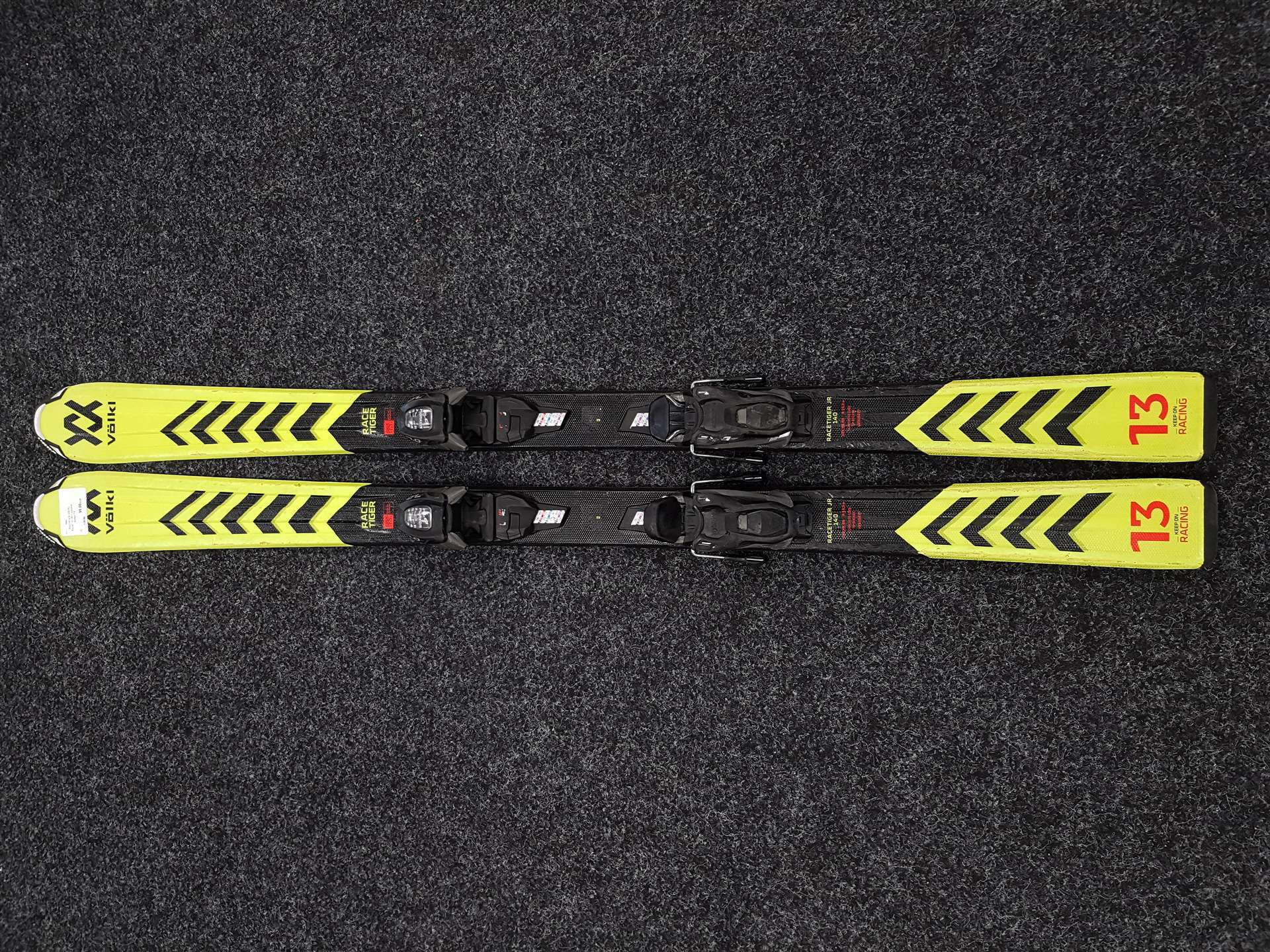 Rabljene skije VOLKL Racetiger JR + vezovi Marker 7.0