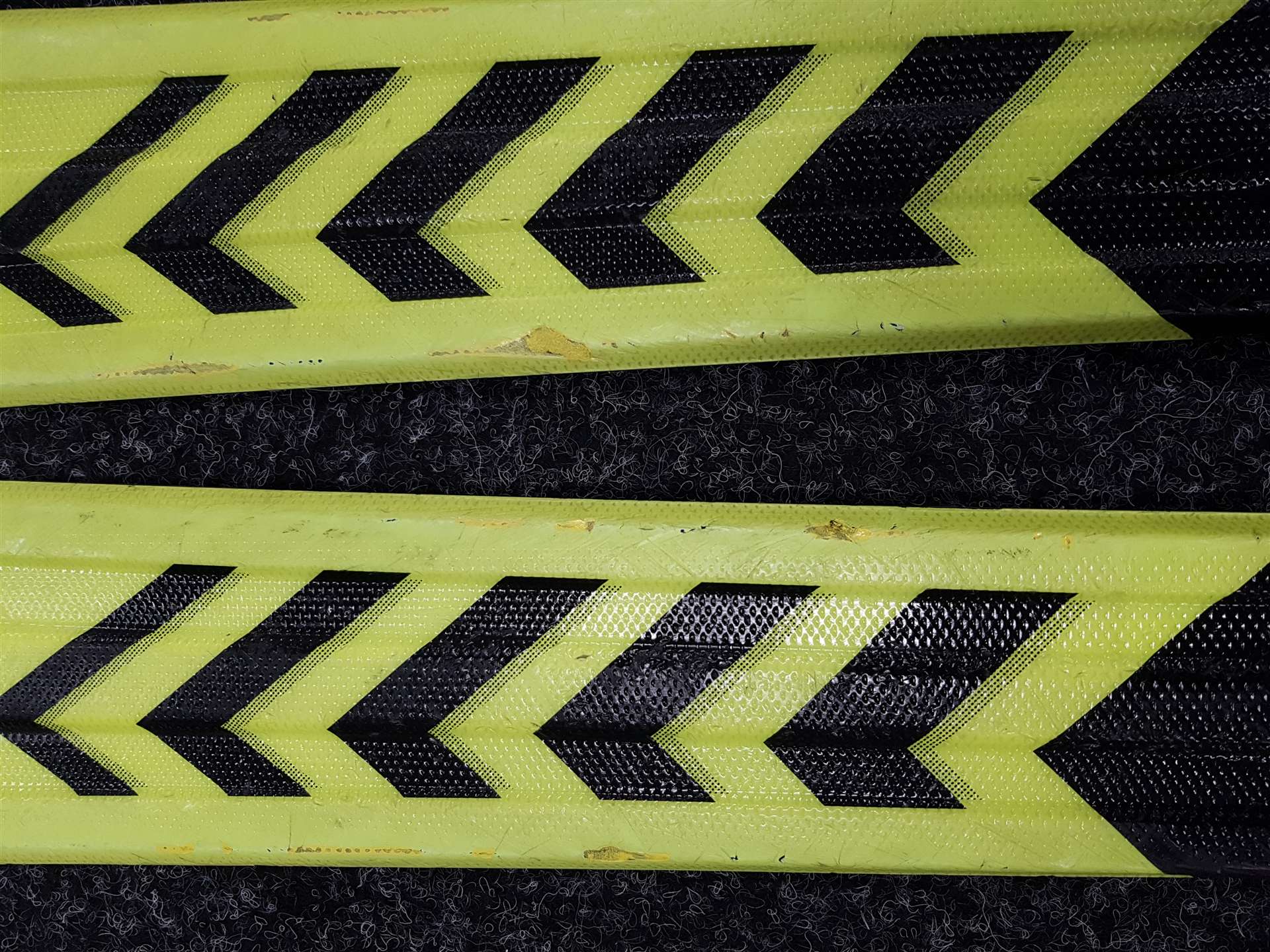 Rabljene skije VOLKL Racetiger JR + vezovi Marker 7.0