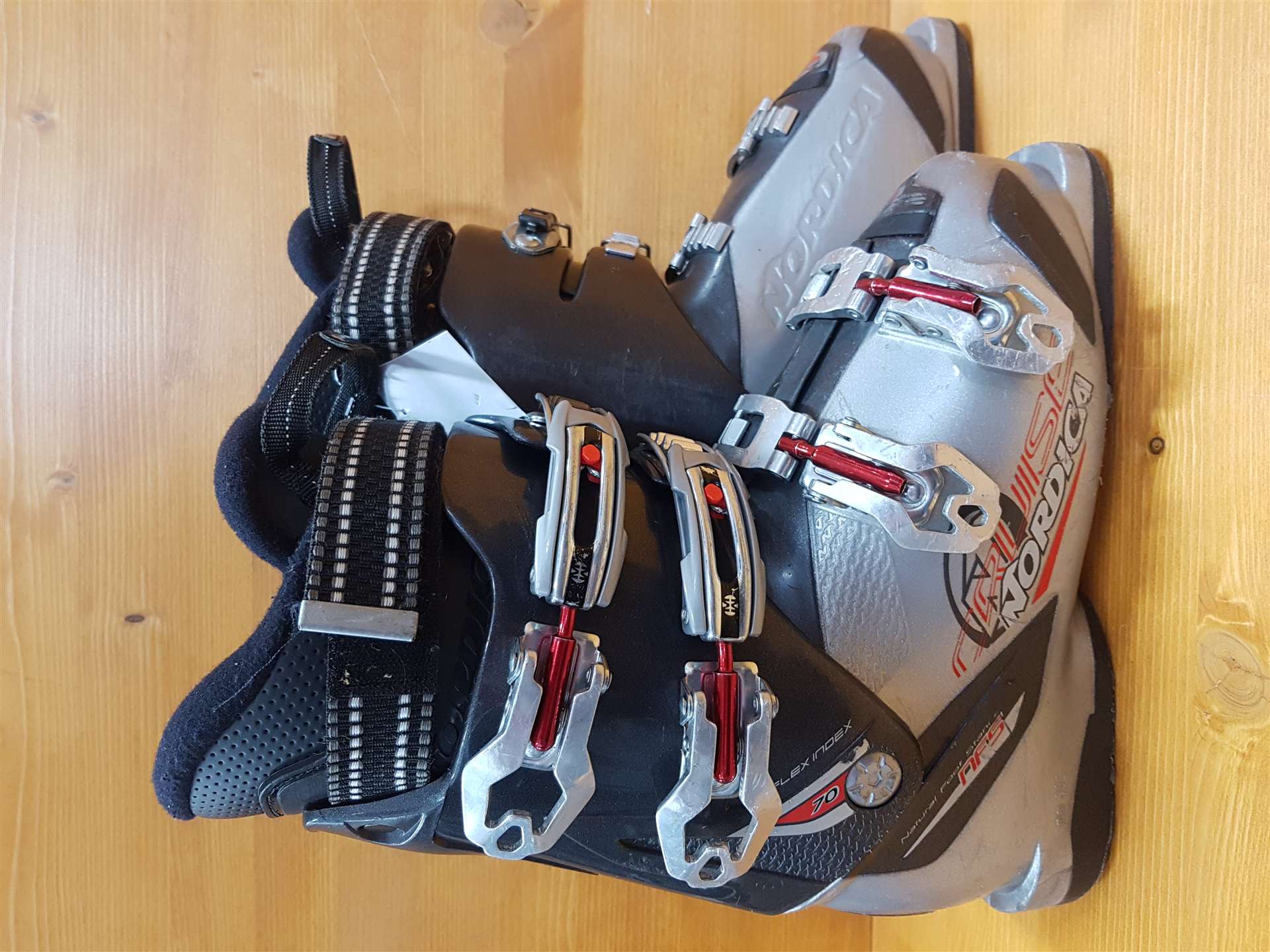 Použité lyžařky NORDICA Cruise NFS 70