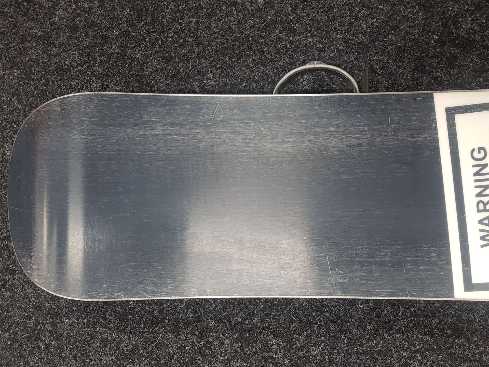 Snowboard RADICAL Tag d'occasion + fixations Radical taille M