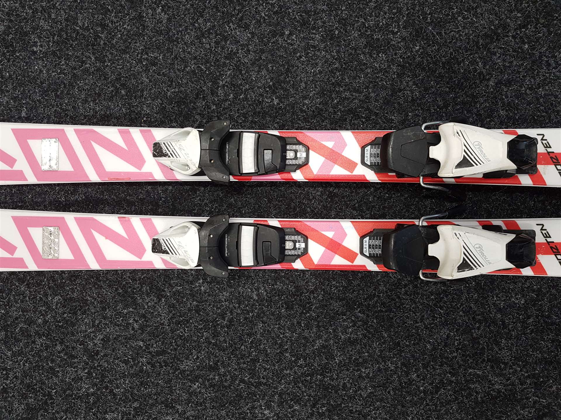 Schiuri pentru copii SPORTEN Street + legături Tyrolia SLR 7.5 folosite