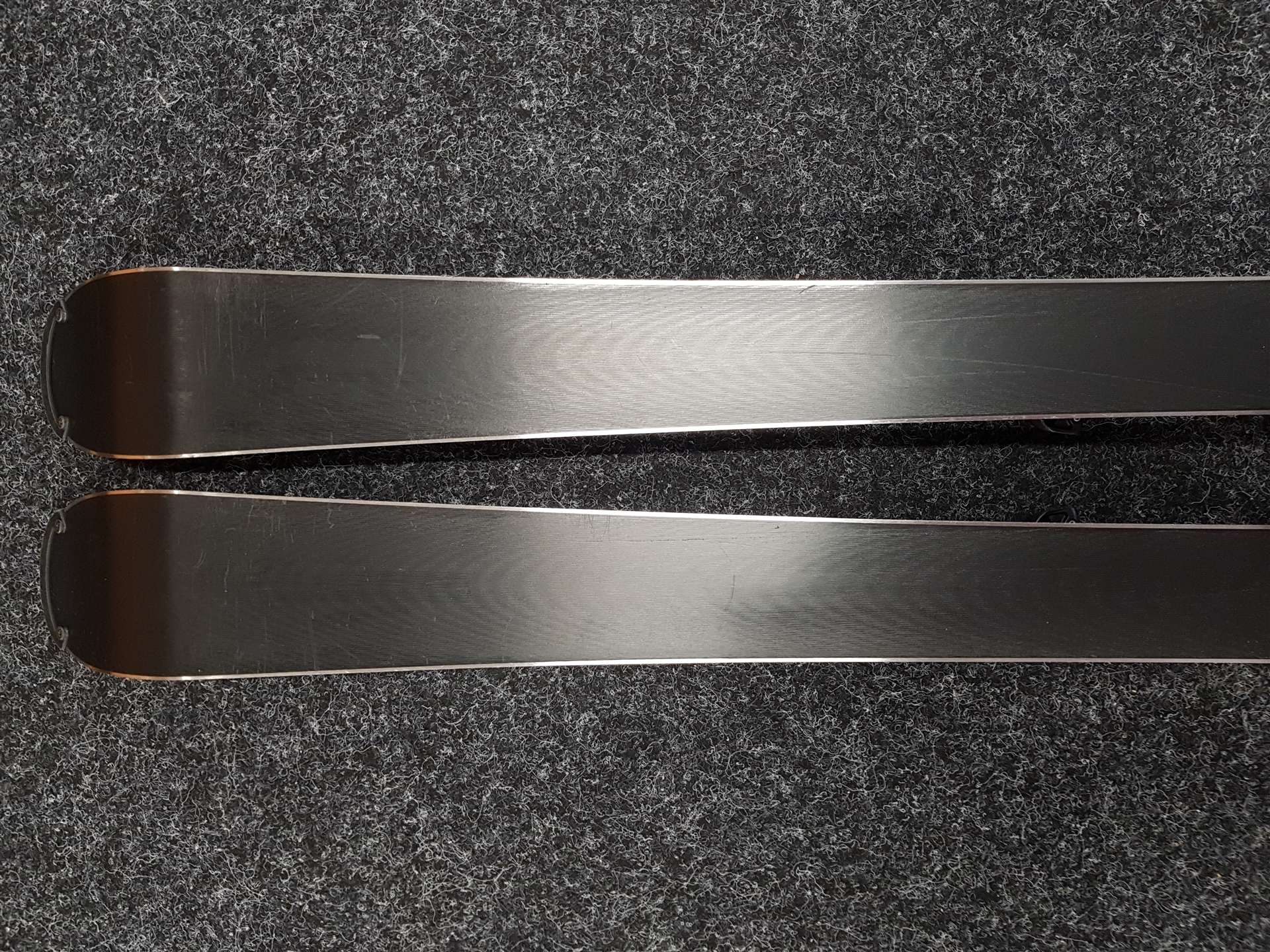 Schiuri pentru copii SPORTEN Street + legături Tyrolia SLR 7.5 folosite