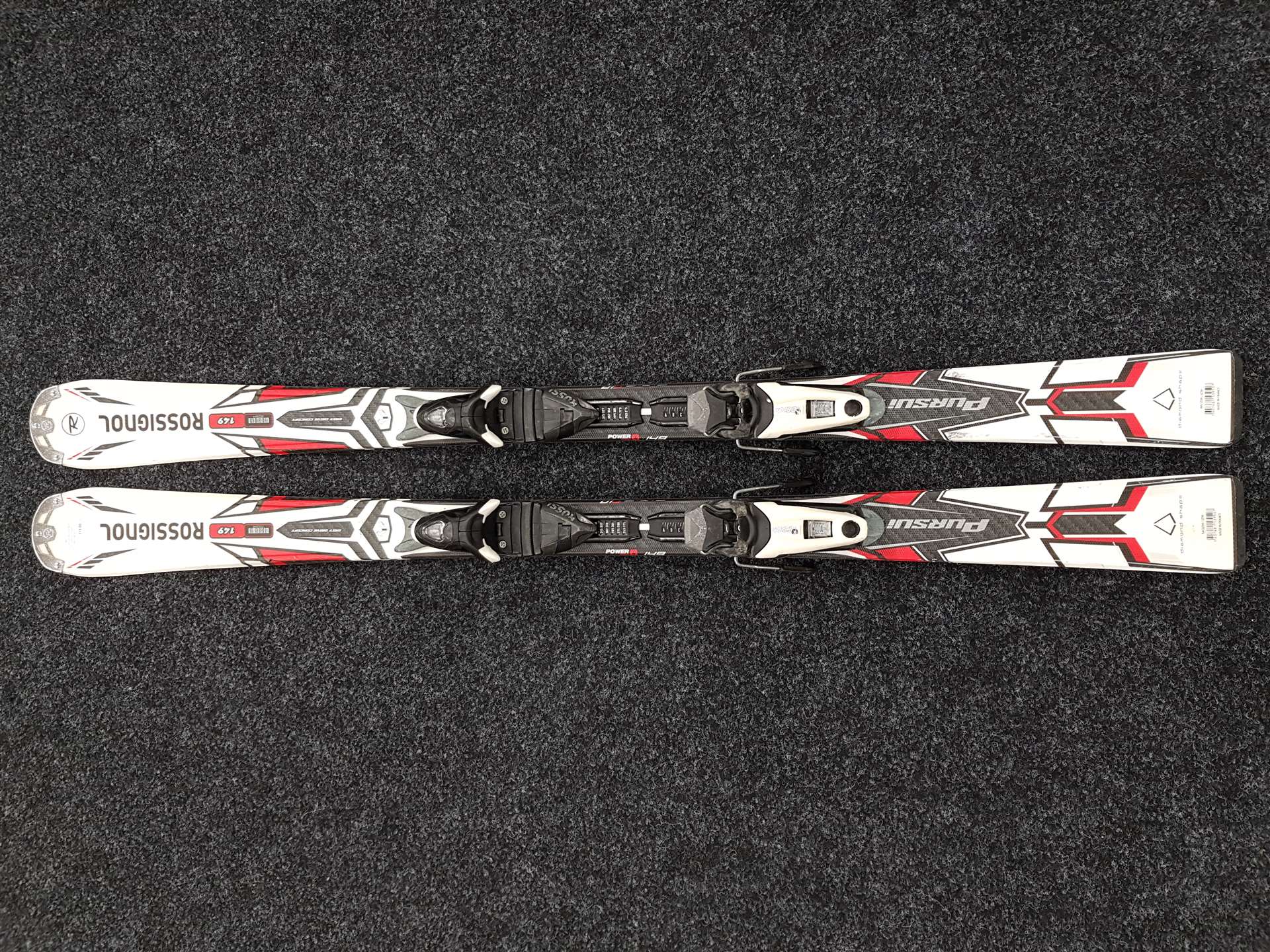 Gebrauchte ROSSIGNOL Pursuit Ski + Rossignol 11 Bindungen