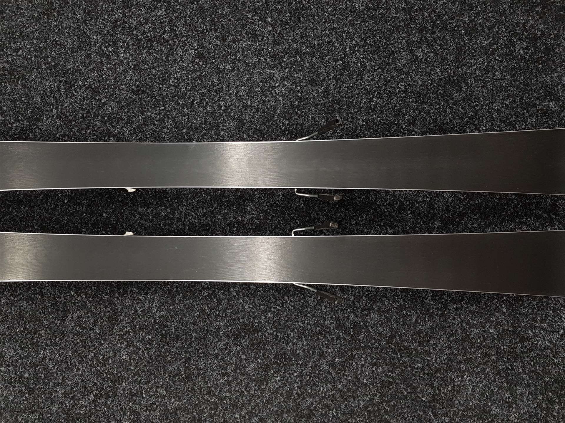 Gebrauchte ROSSIGNOL Pursuit Ski + Rossignol 11 Bindungen
