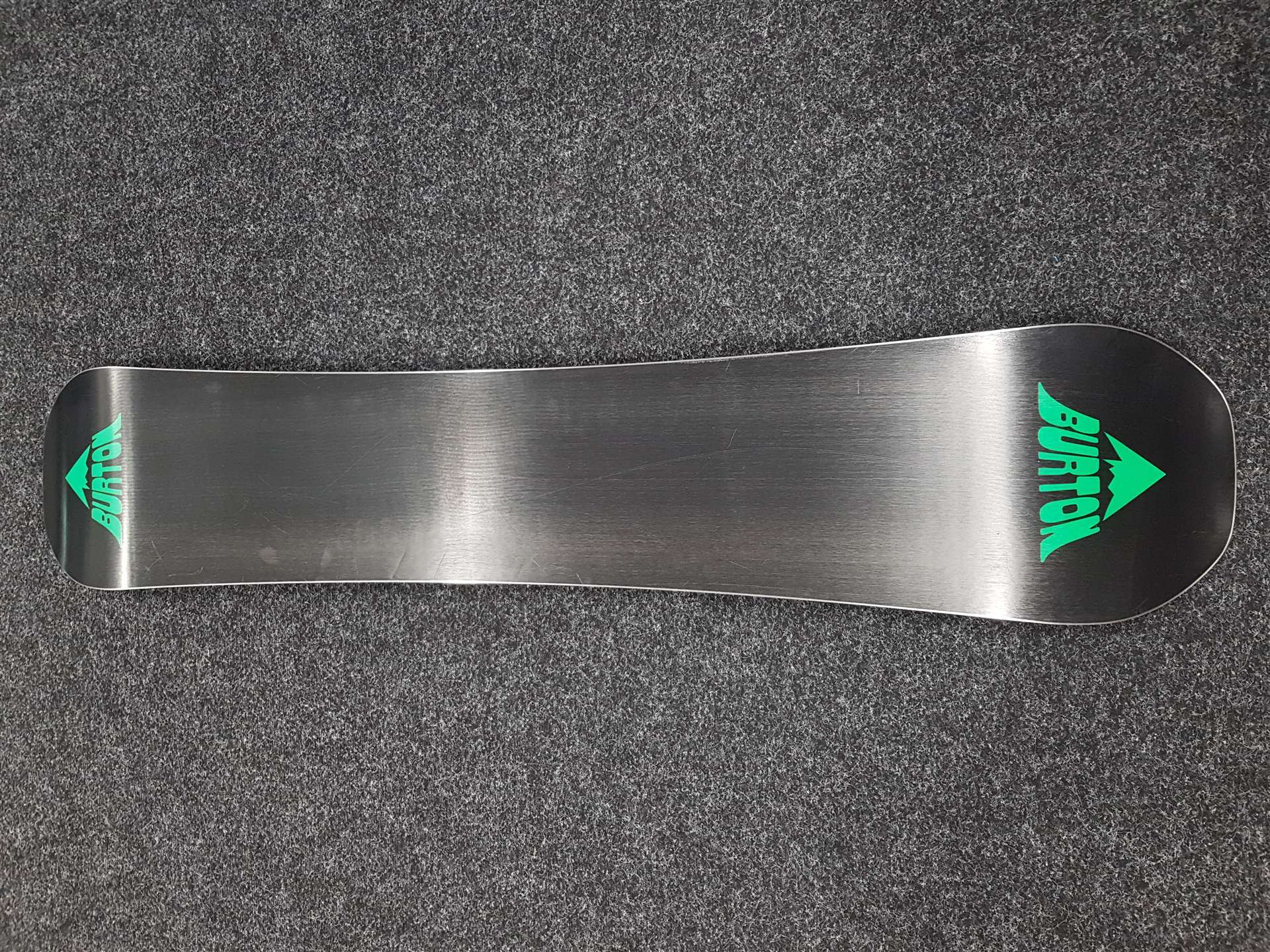 Použitý snowboard BURTON Radius 160 W
