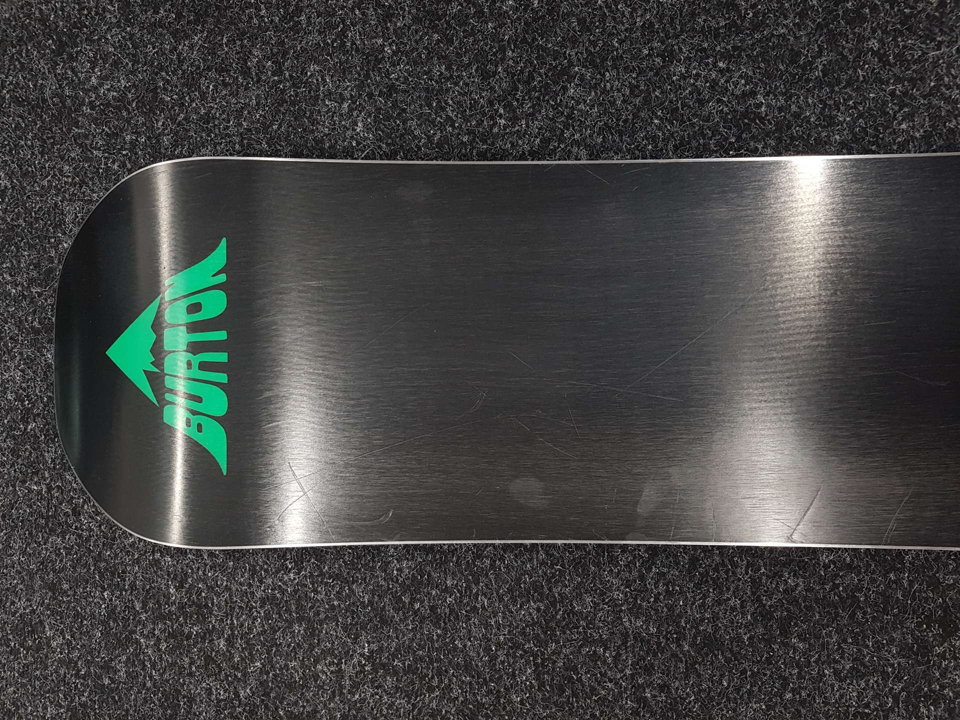 Použitý snowboard BURTON Radius 160 W