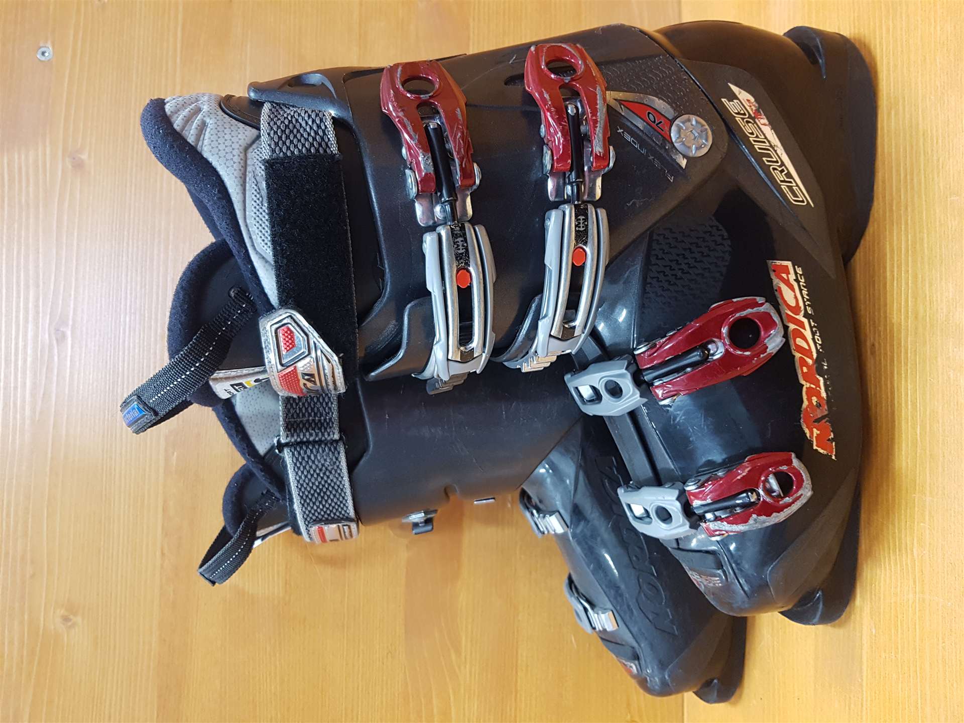 Chaussures de ski d'occasion NORDICA Cruise 70