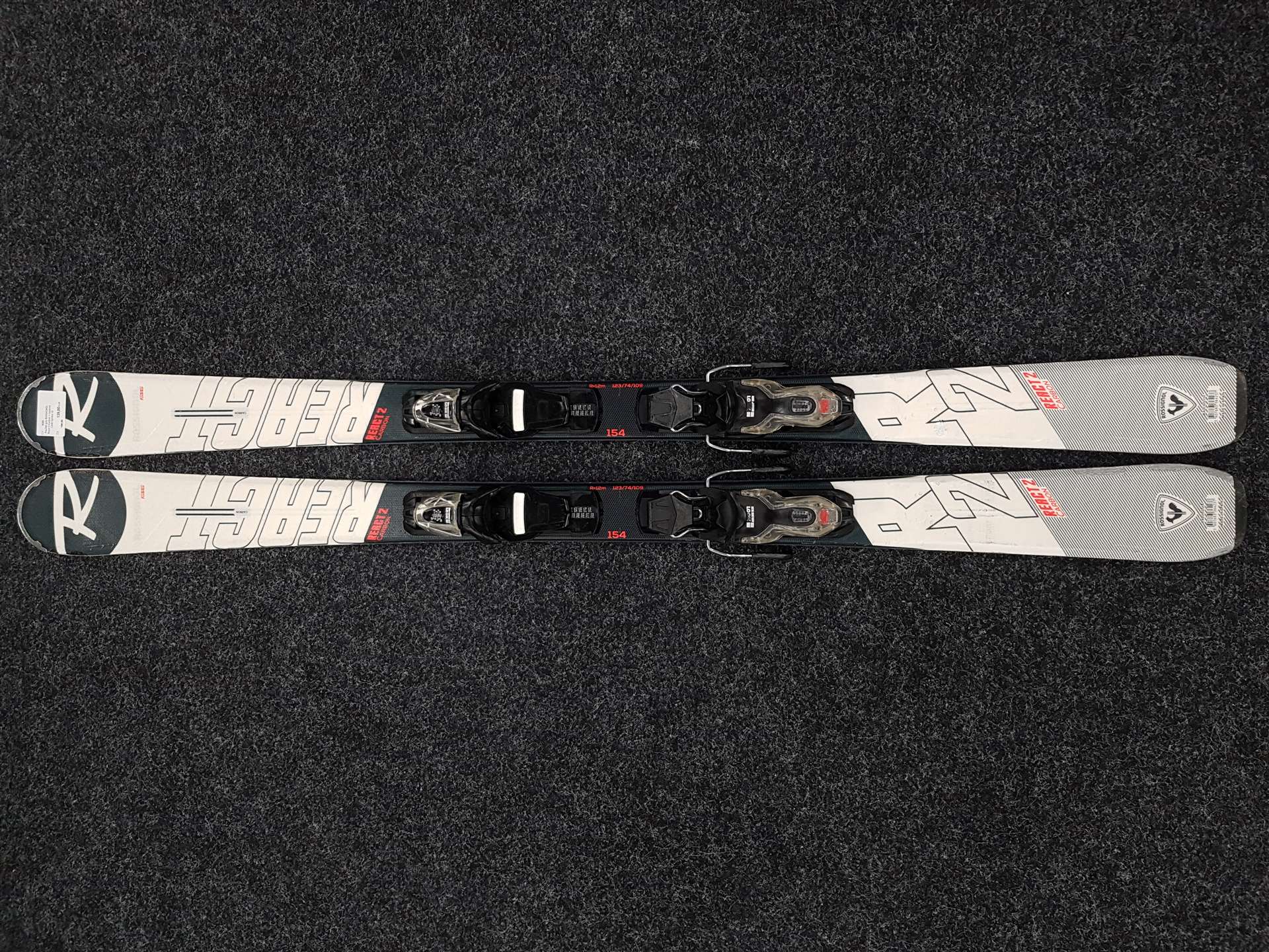 Sci usati ROSSIGNOL React 2 Carbon + attacchi Look Xpress 10